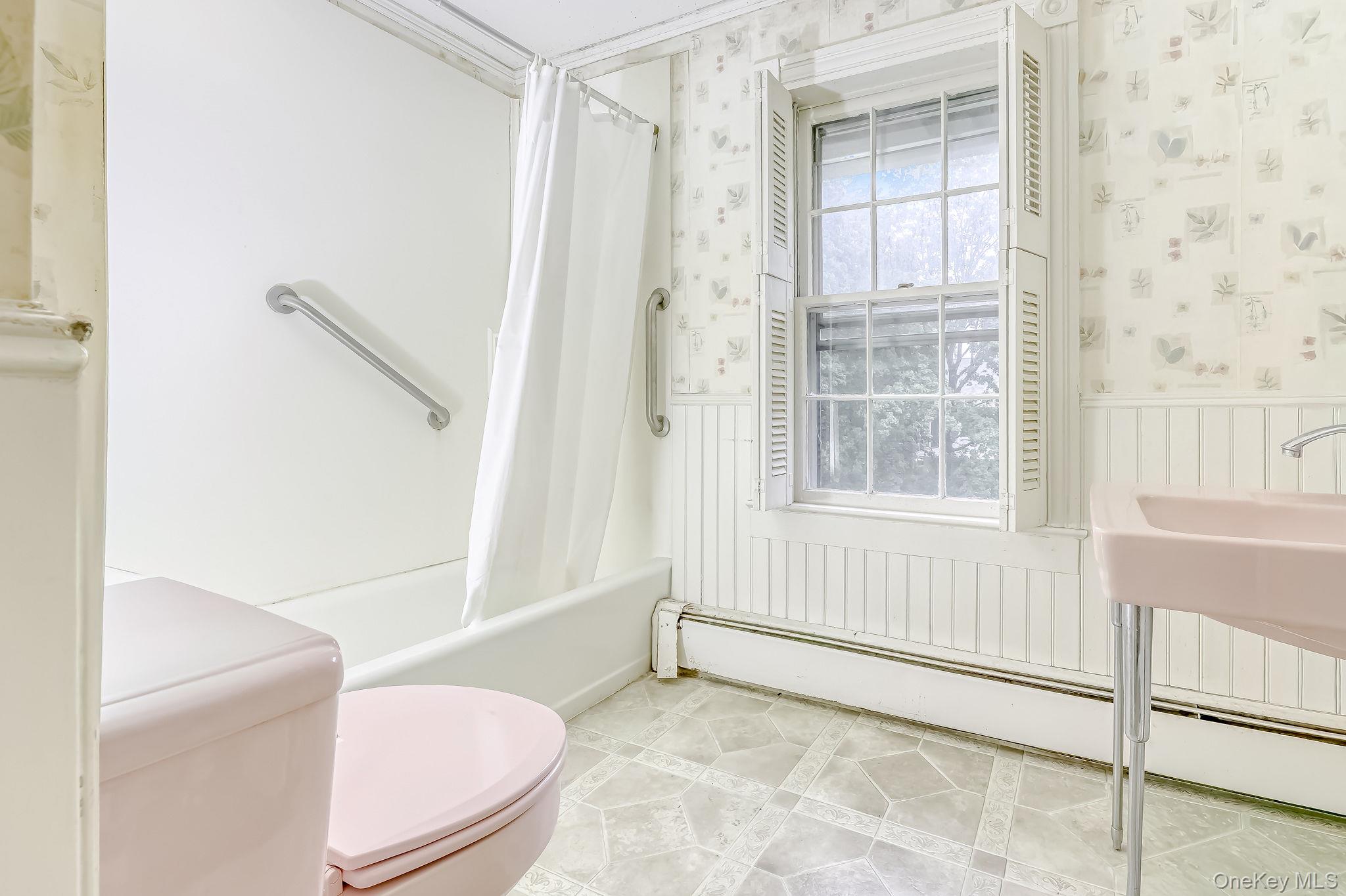 6 Juniper Terrace Property Photo 11