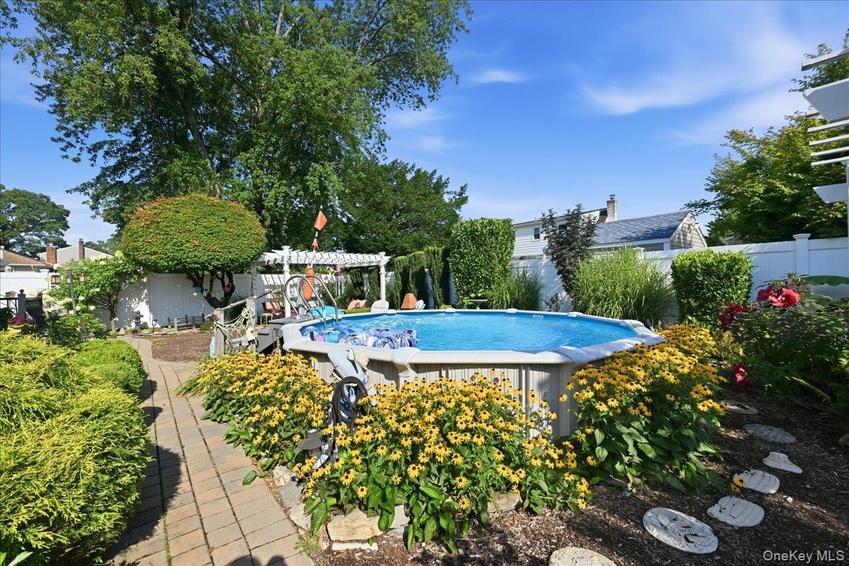 25 Rhode Island Avenue Property Photo 38