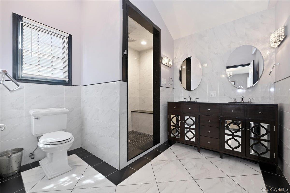 243 Spruce Street Property Photo 21