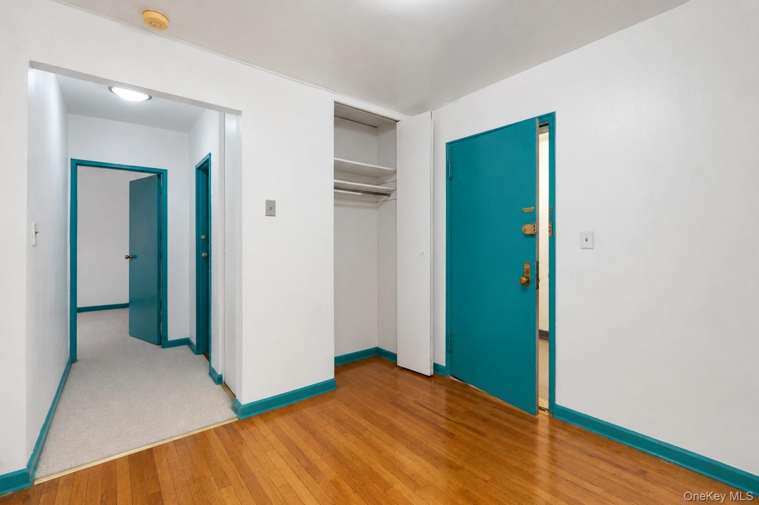 14430 Sanford Avenue 6l Property Photo 4