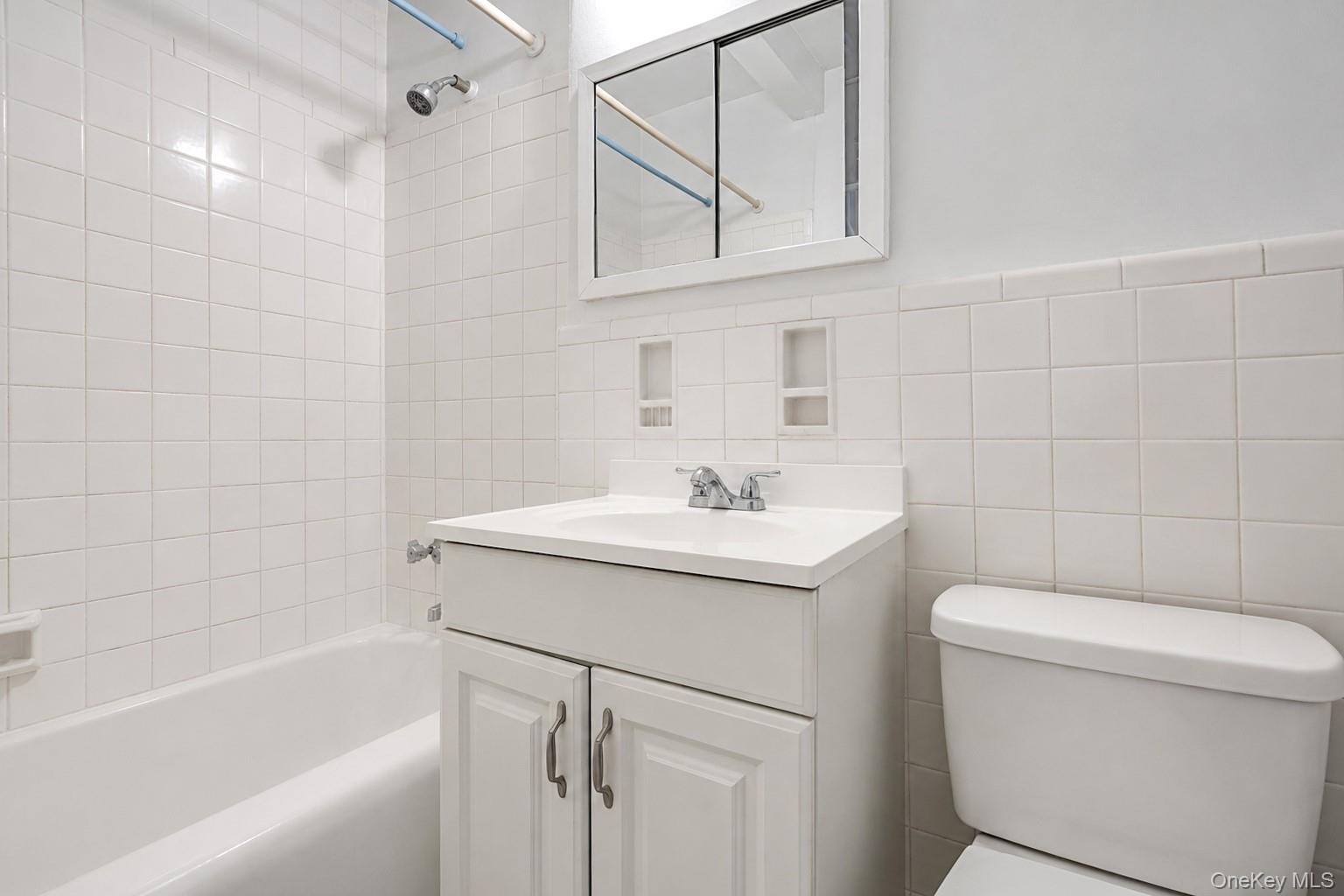 14430 Sanford Avenue 6l Property Photo 11