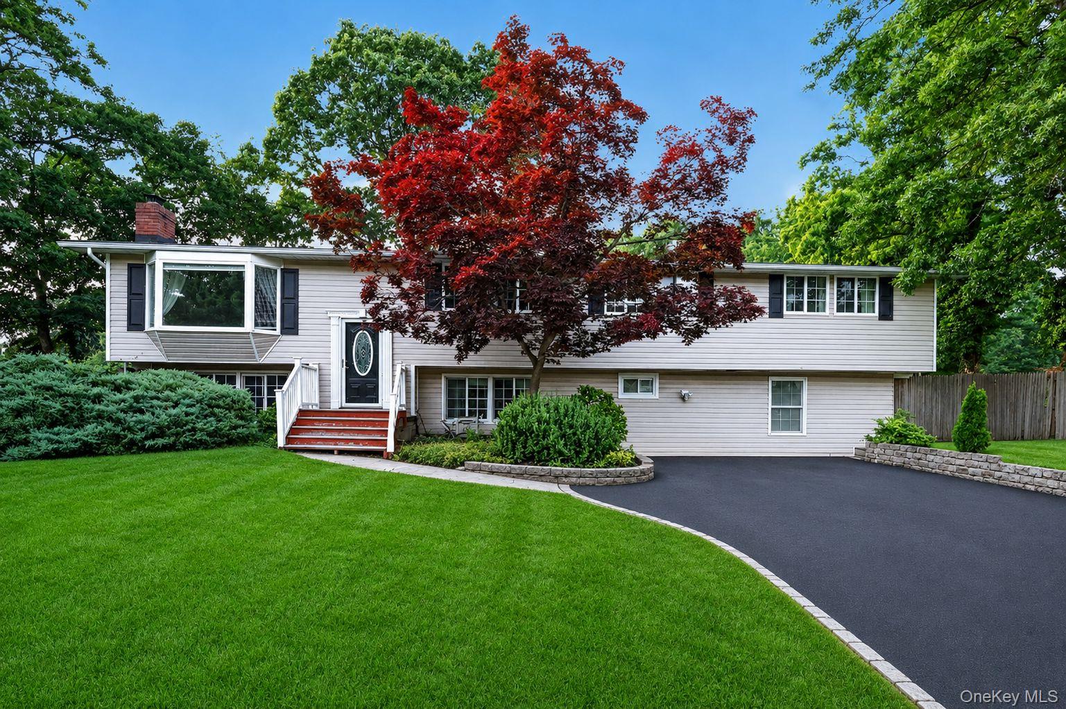 14 Branch Lane Property Photo 1