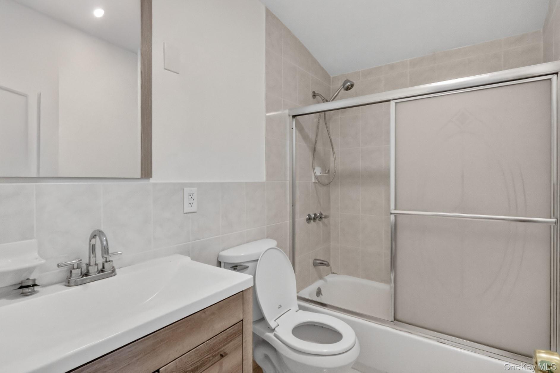 14 Branch Lane Property Photo 8