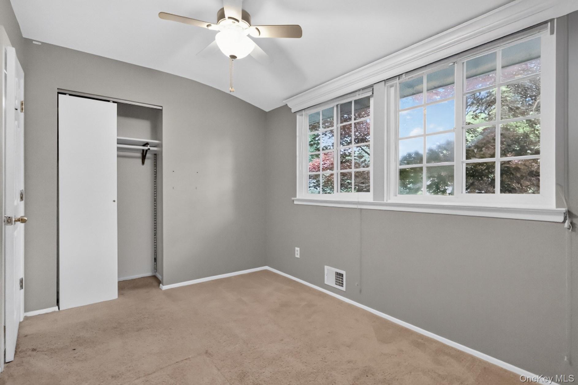 14 Branch Lane Property Photo 9