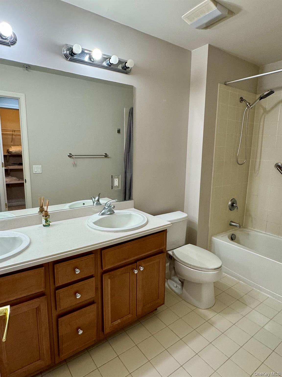 25 Fairways Drive 5 Property Photo 22