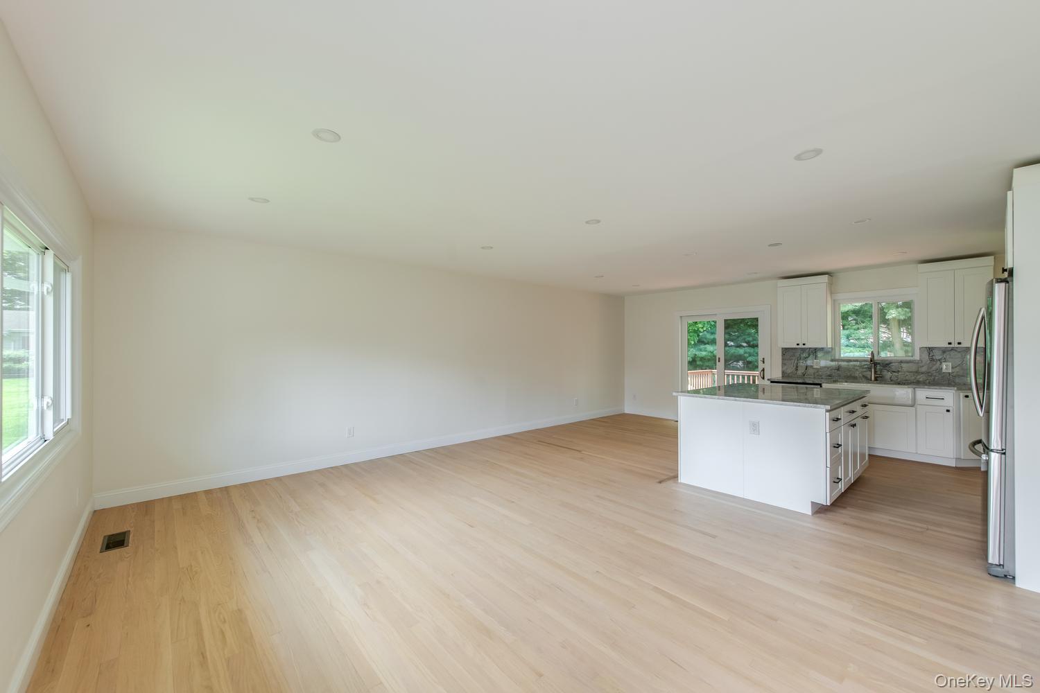 16 Trinity Place Property Photo 5
