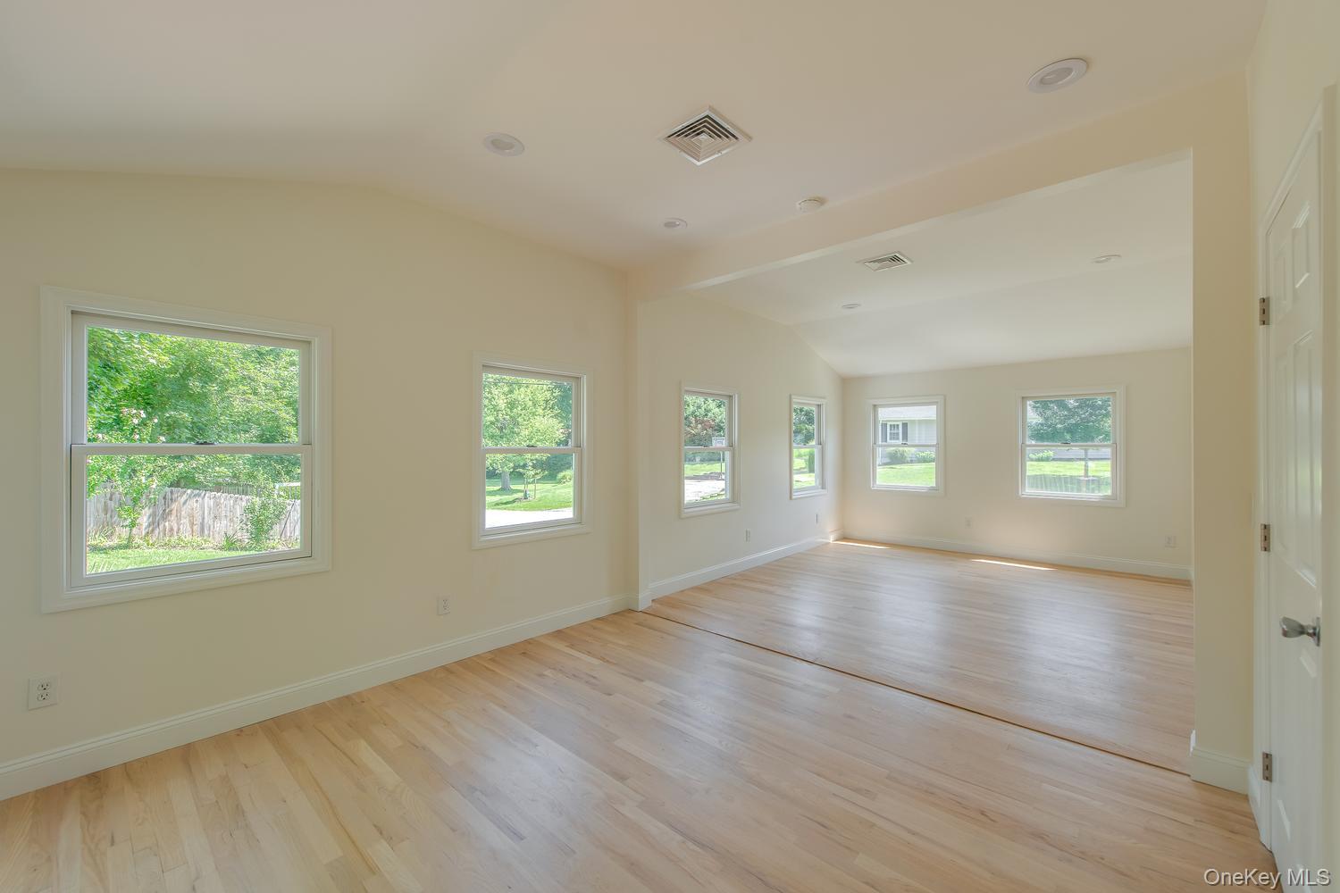 16 Trinity Place Property Photo 19