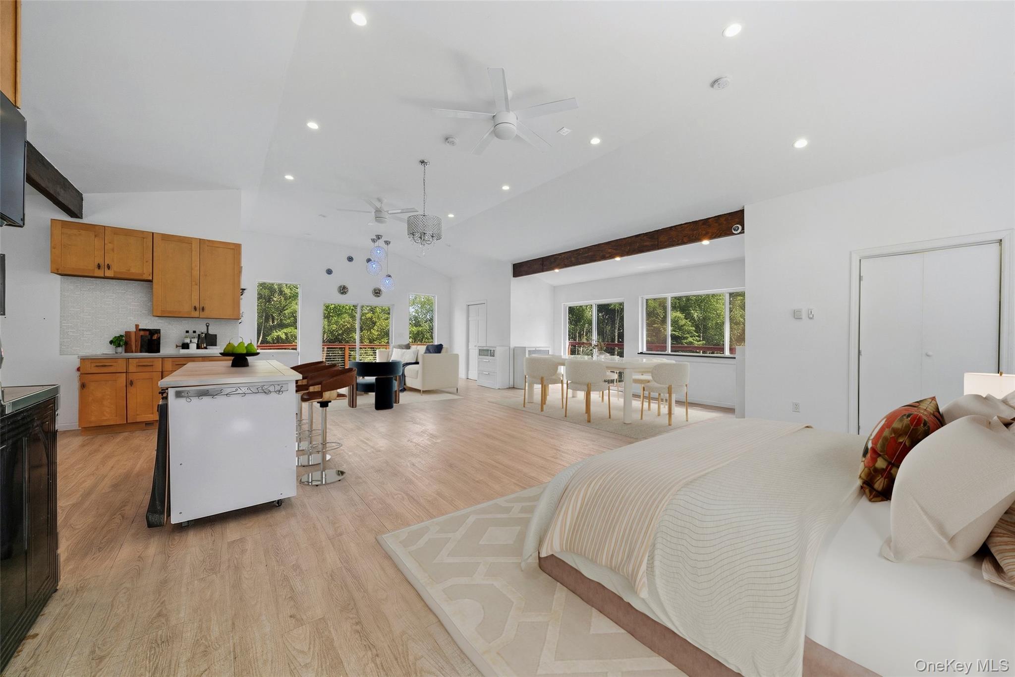 985 Cold Spring Road Property Photo 10