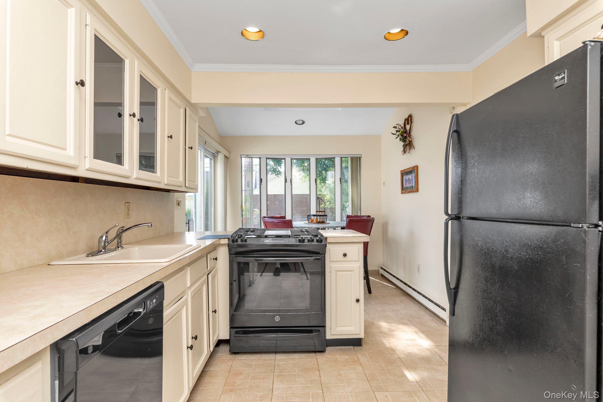 132 Norman Drive Property Photo 6