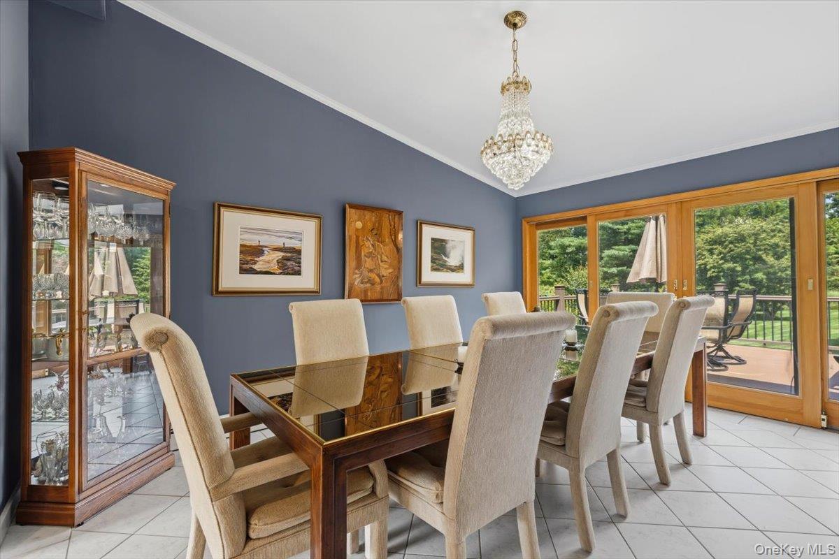 257 Watch Hill Road Property Photo 4