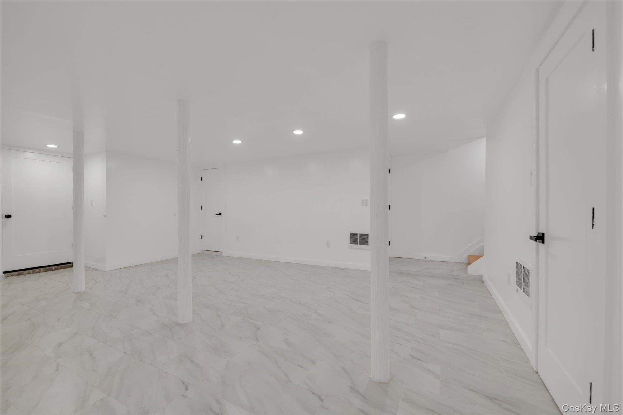42 Stratford Road Property Photo 17