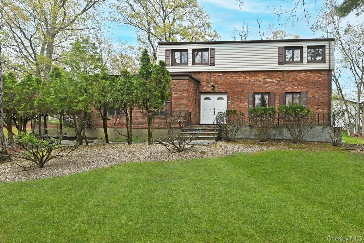 19 Sterling Road Property Photo 1