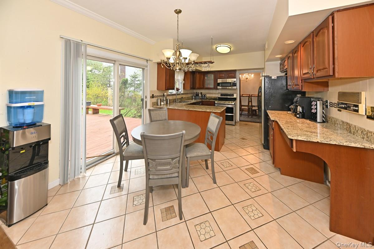19 Sterling Road Property Photo 6