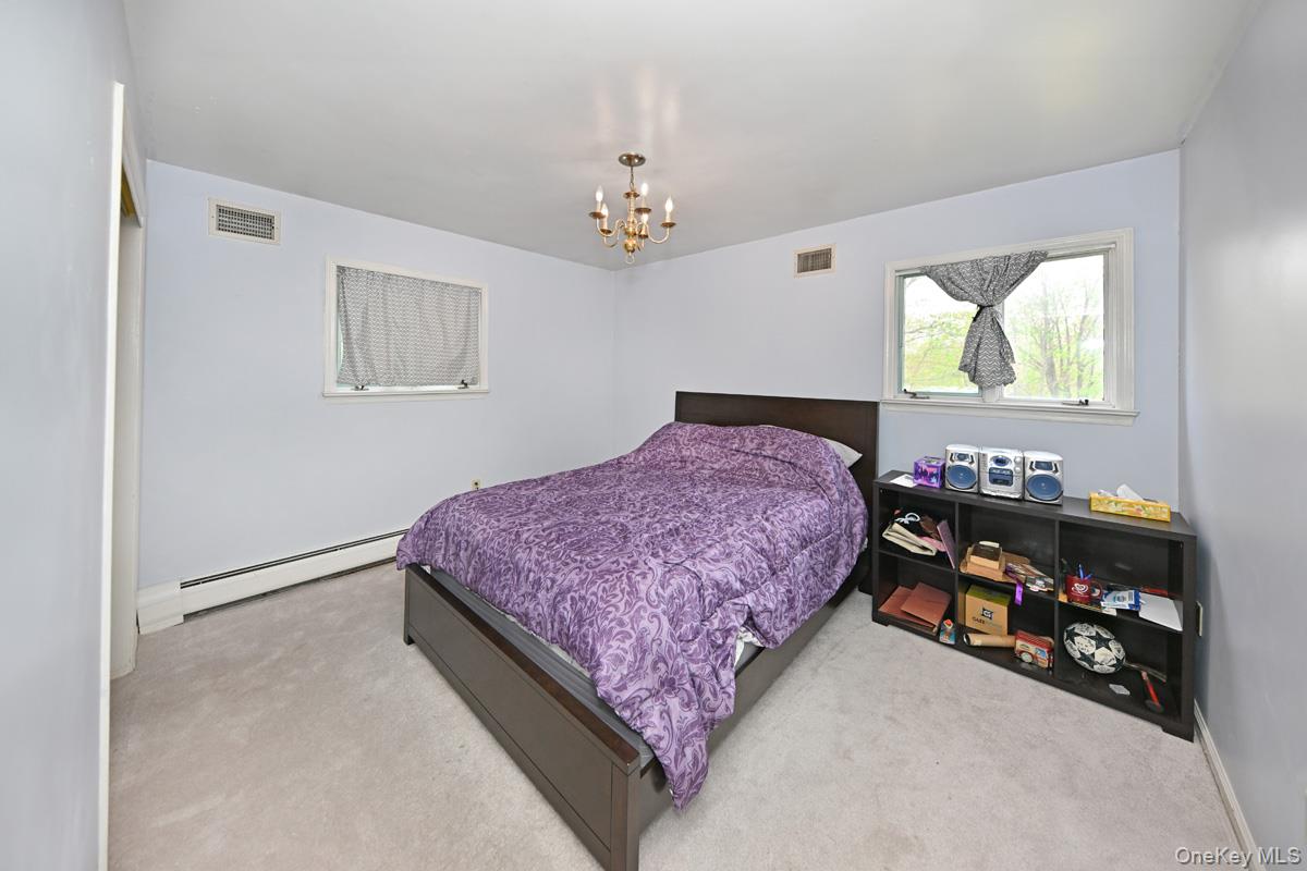 19 Sterling Road Property Photo 11