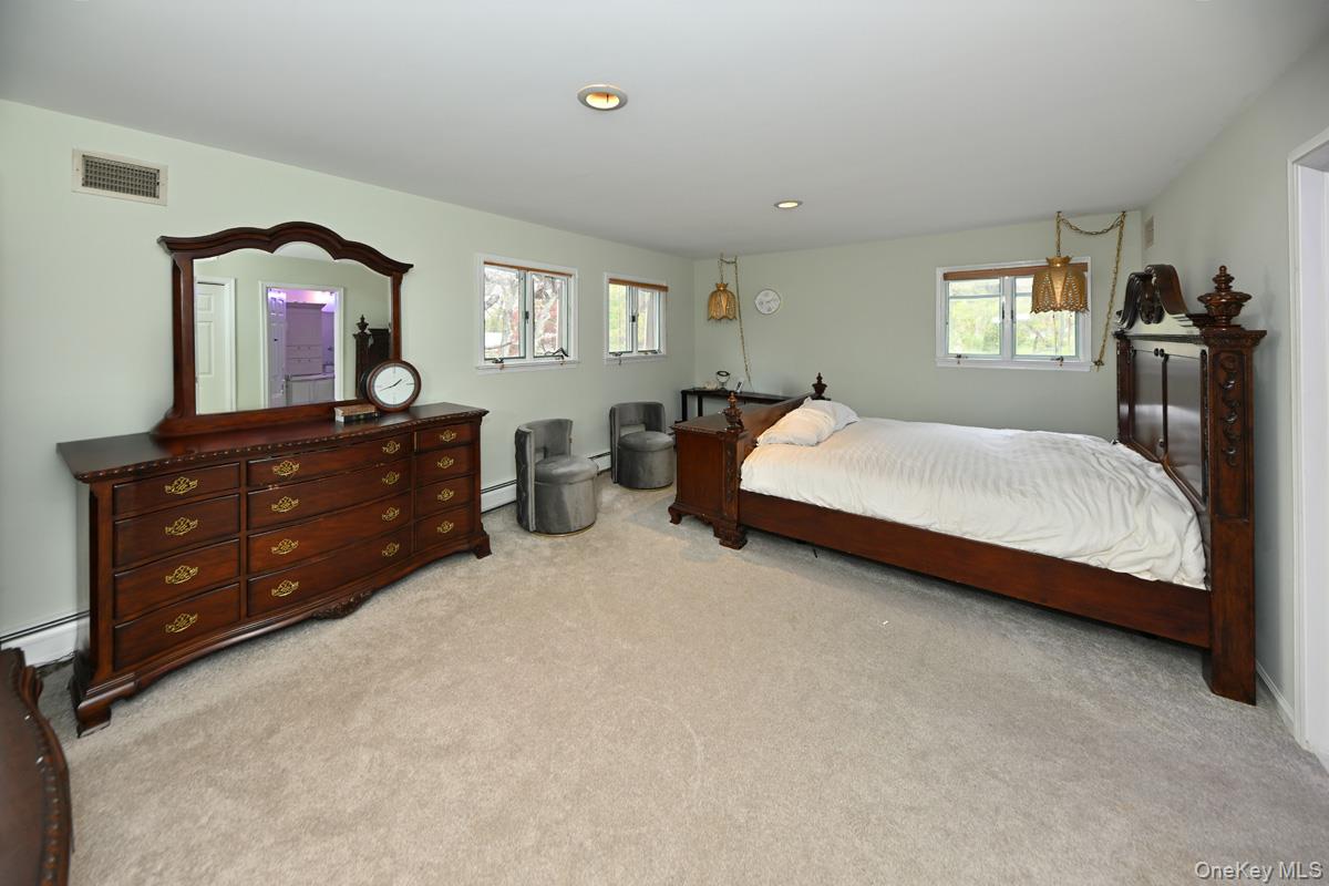 19 Sterling Road Property Photo 12