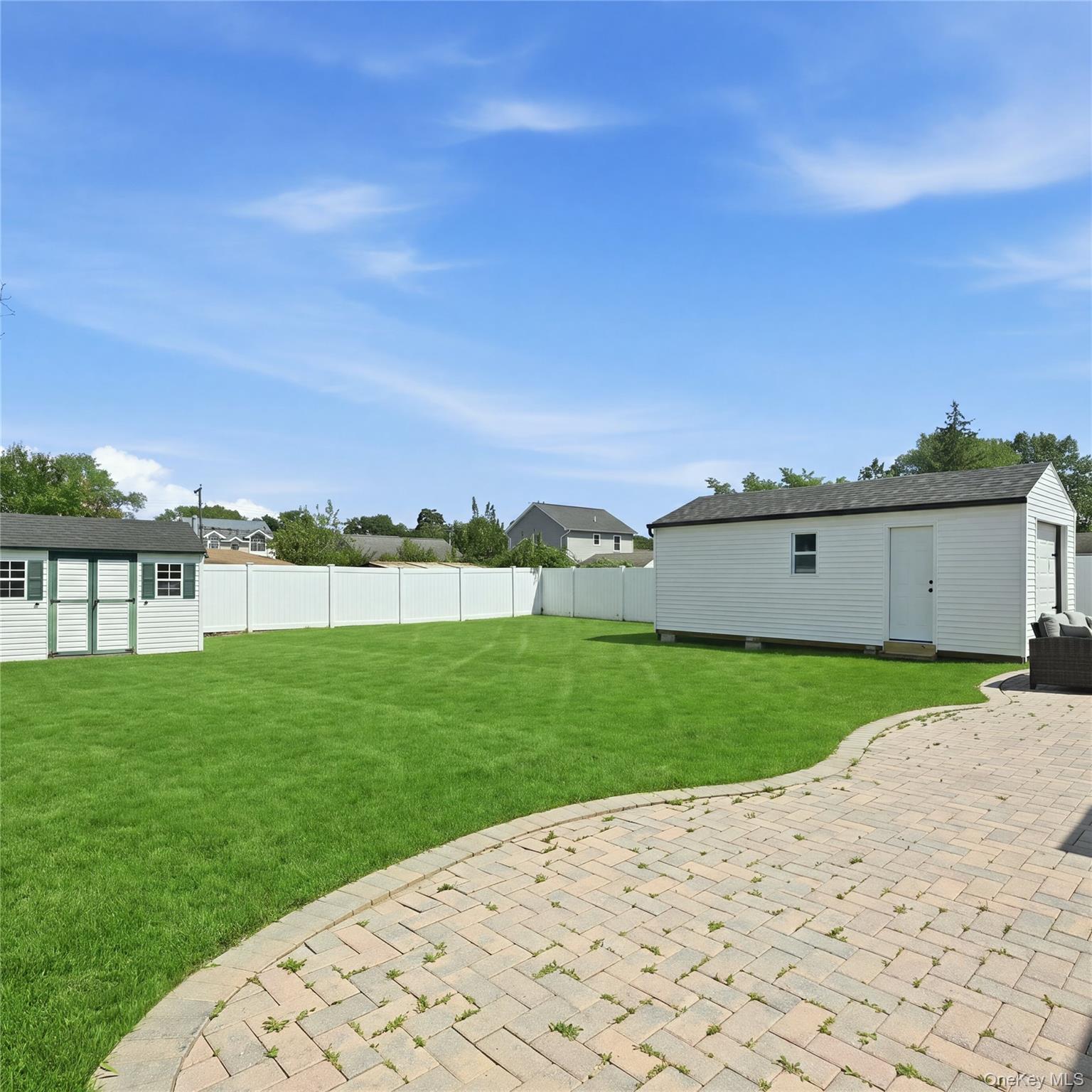 1363 Manatuck Boulevard Property Photo 20