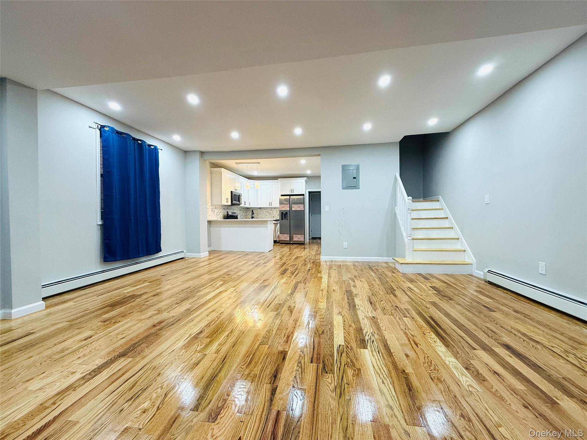 1627 Pilgrim Avenue Property Photo 2