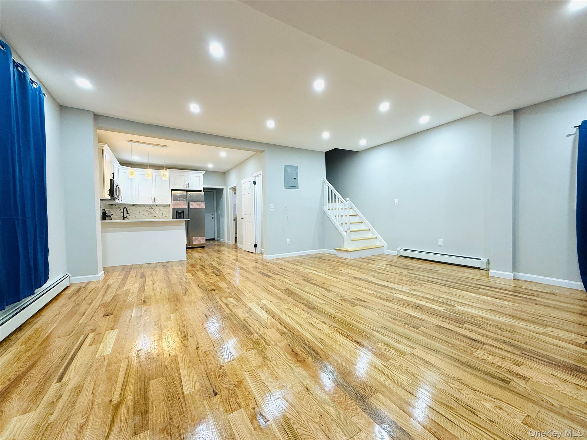 1627 Pilgrim Avenue Property Photo 4