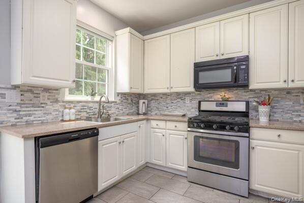 35 Meadow Lane 35-building 8f Property Photo 11