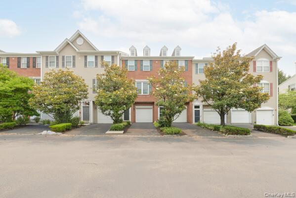 35 Meadow Lane 35-building 8f Property Photo 1