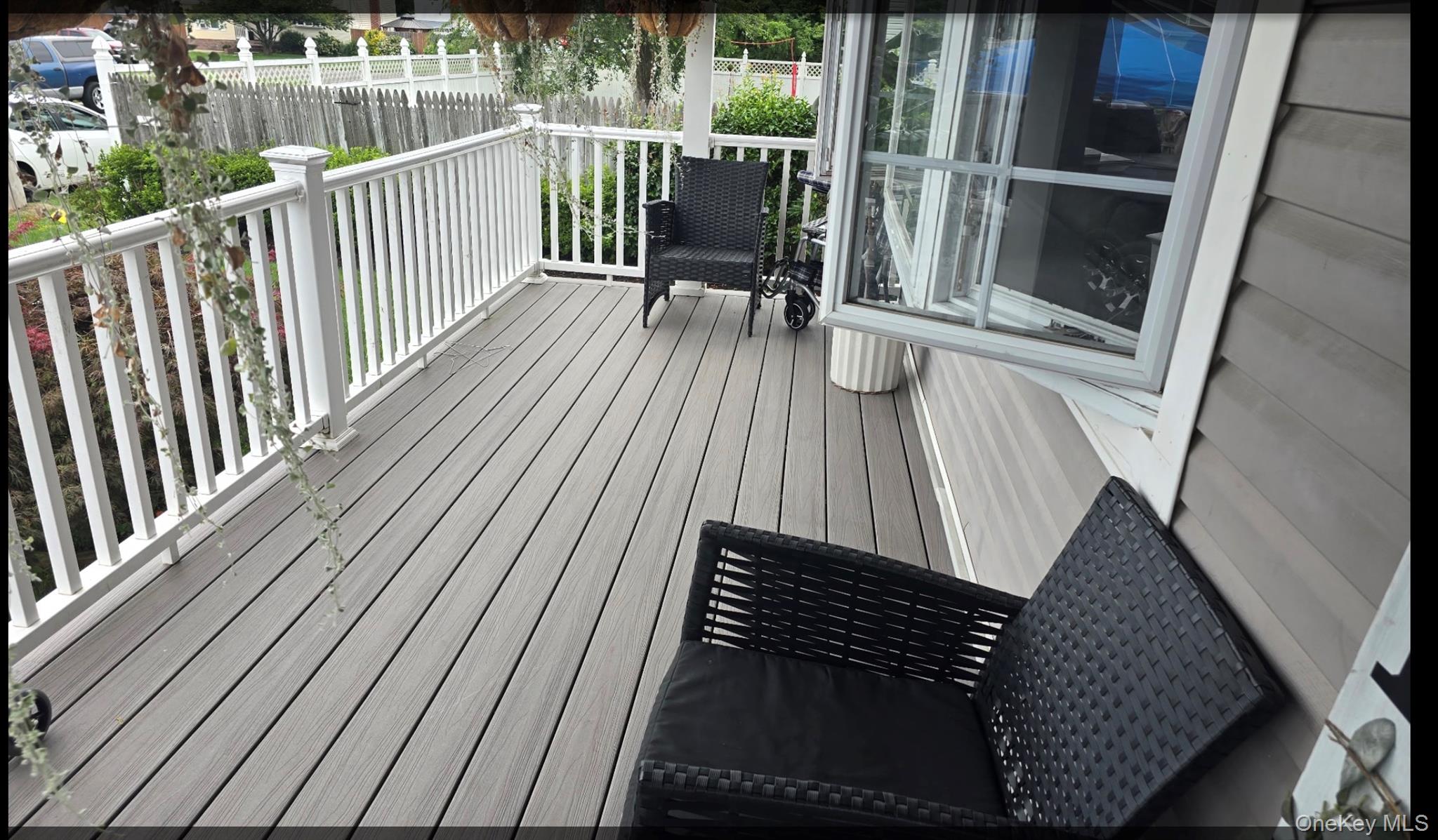 353 Barleau Street Property Photo 7
