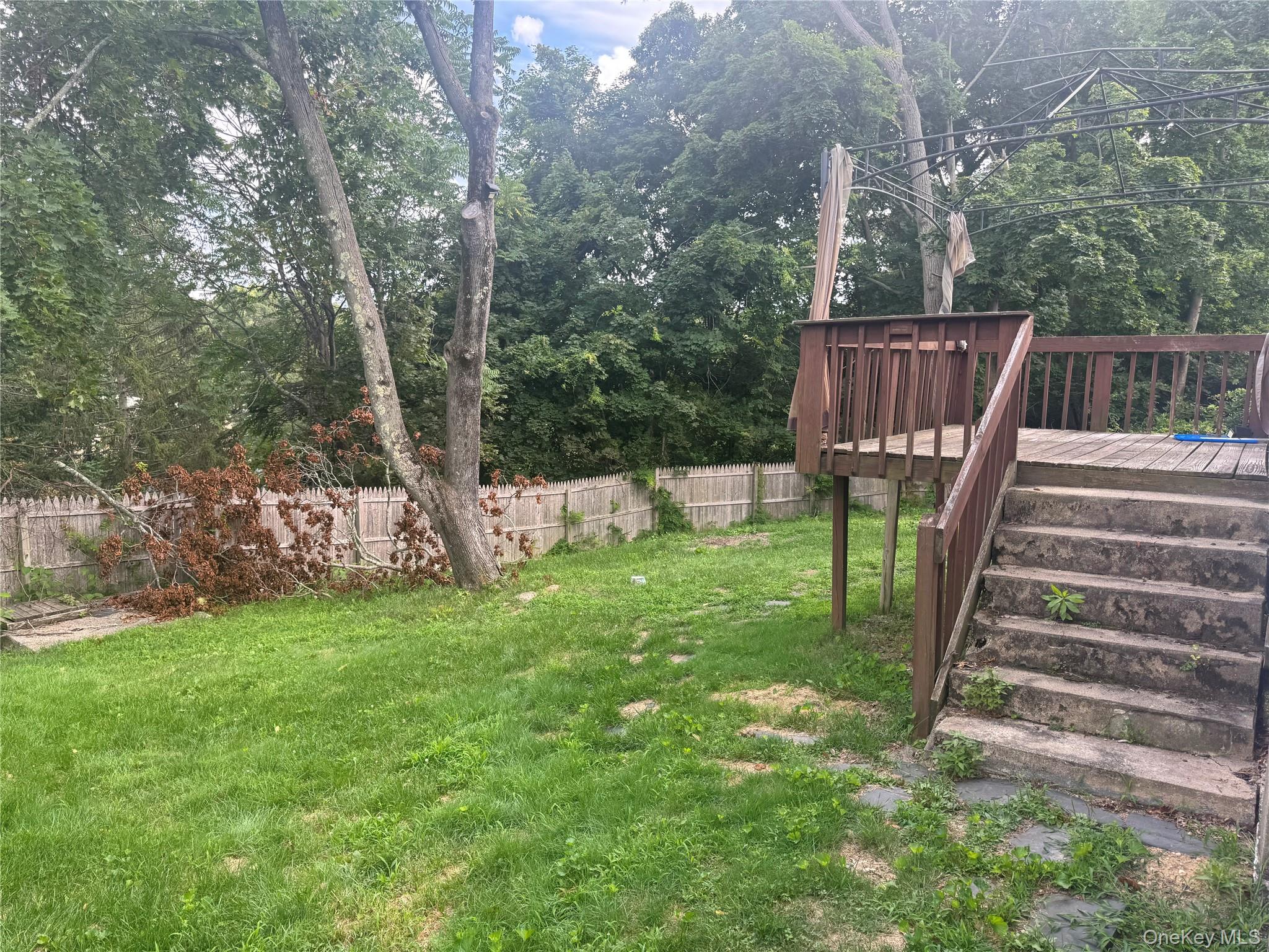 425 Landing Avenue Property Photo 18