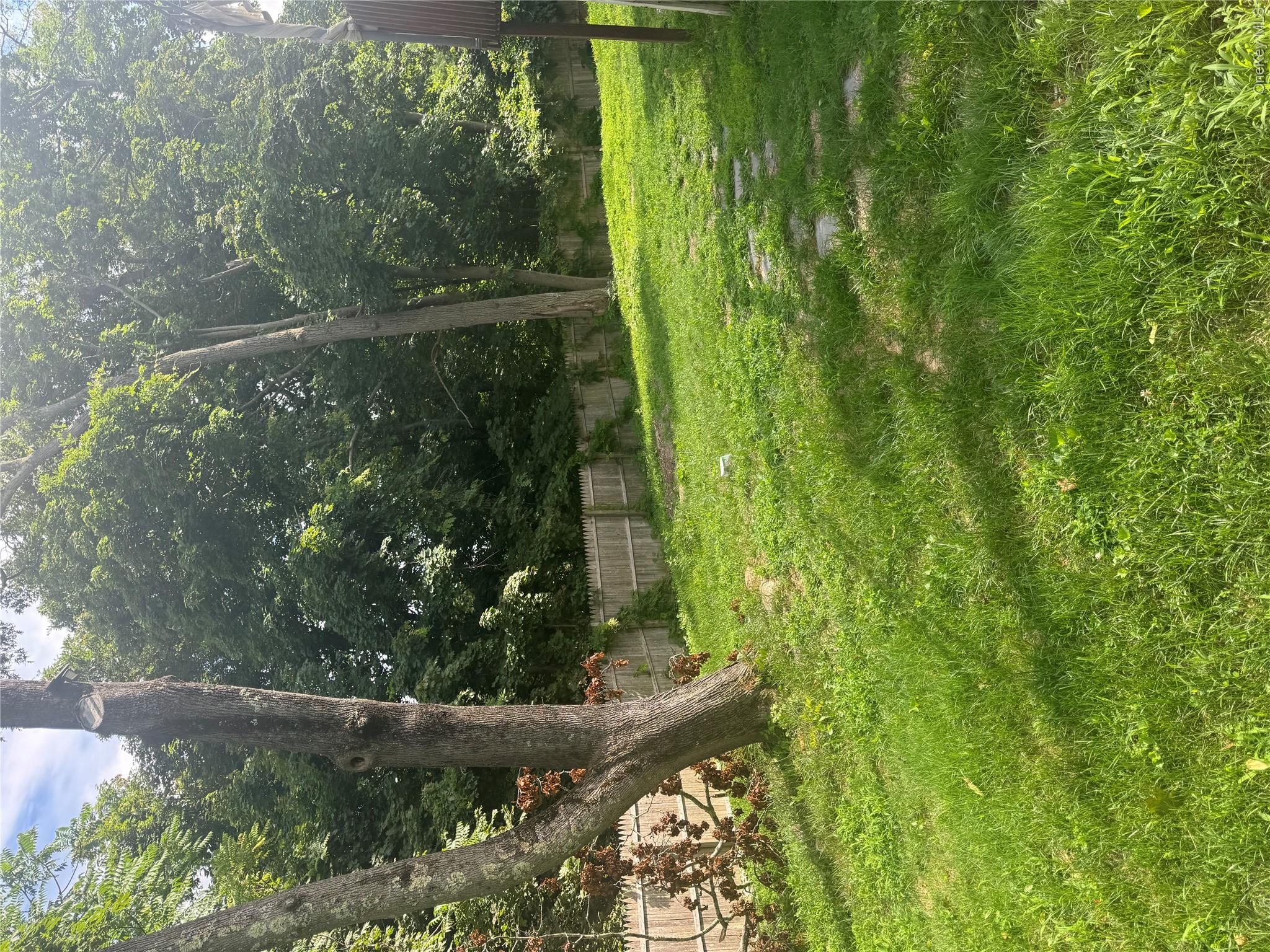 425 Landing Avenue Property Photo 20