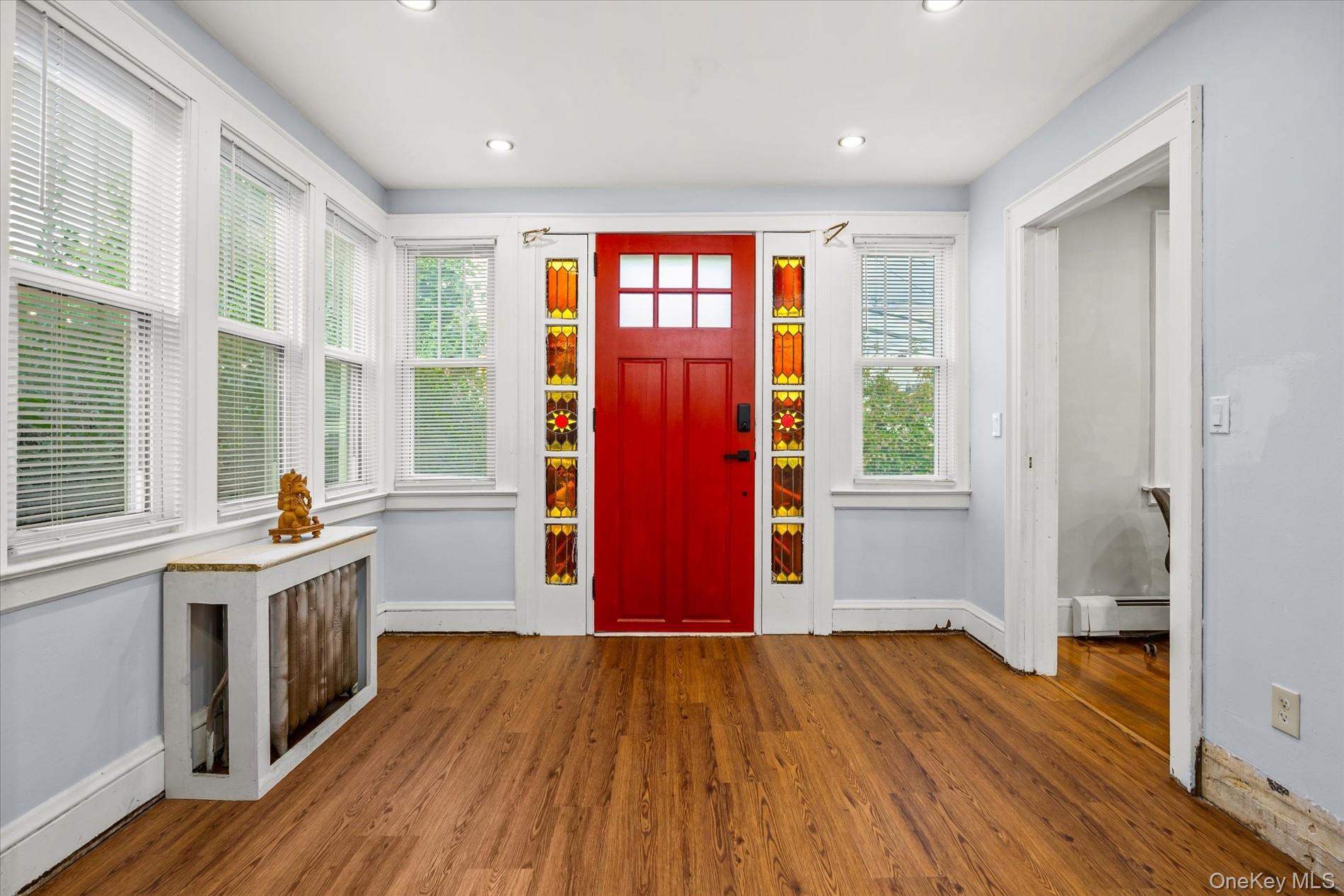 42 N Corona Avenue Property Photo 4