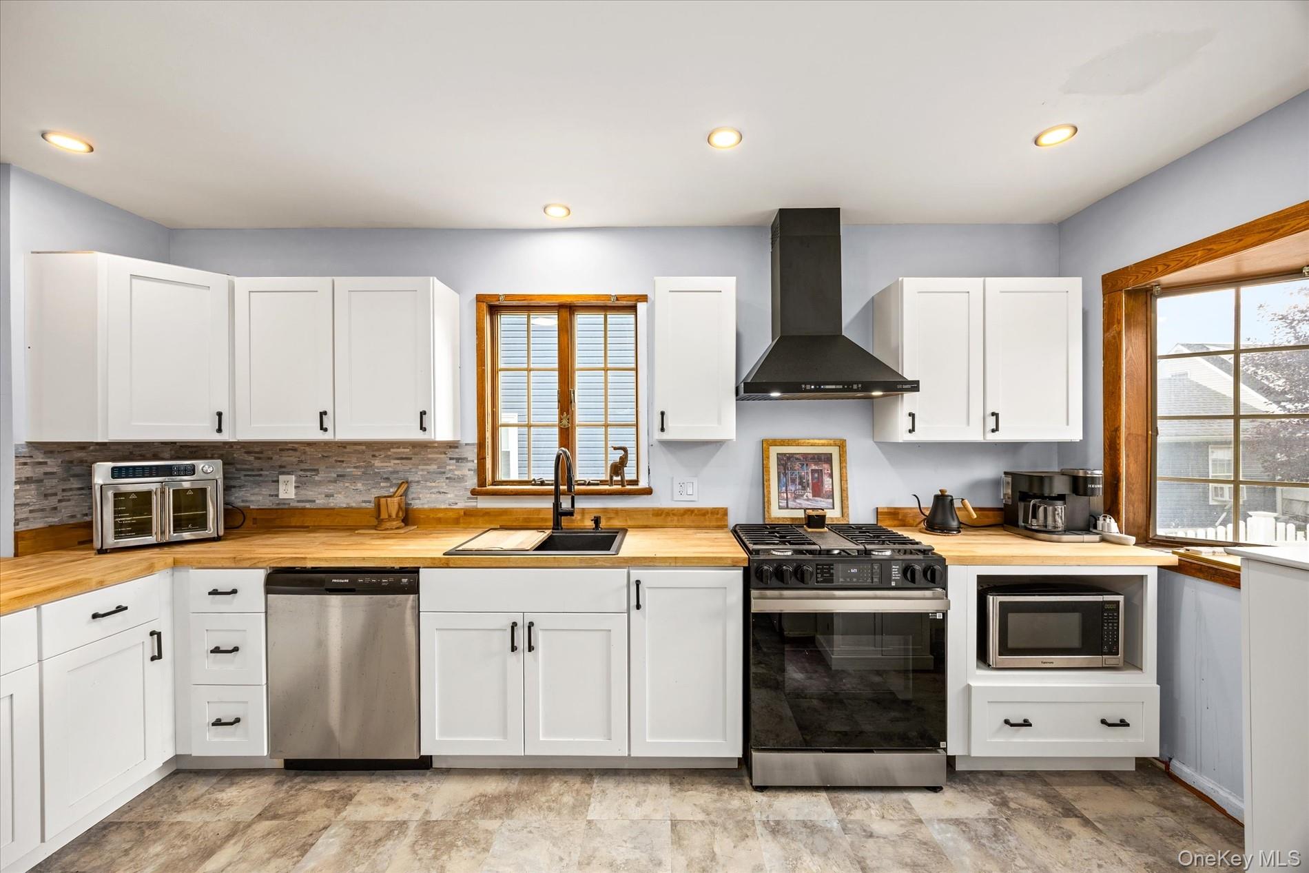 42 N Corona Avenue Property Photo 11