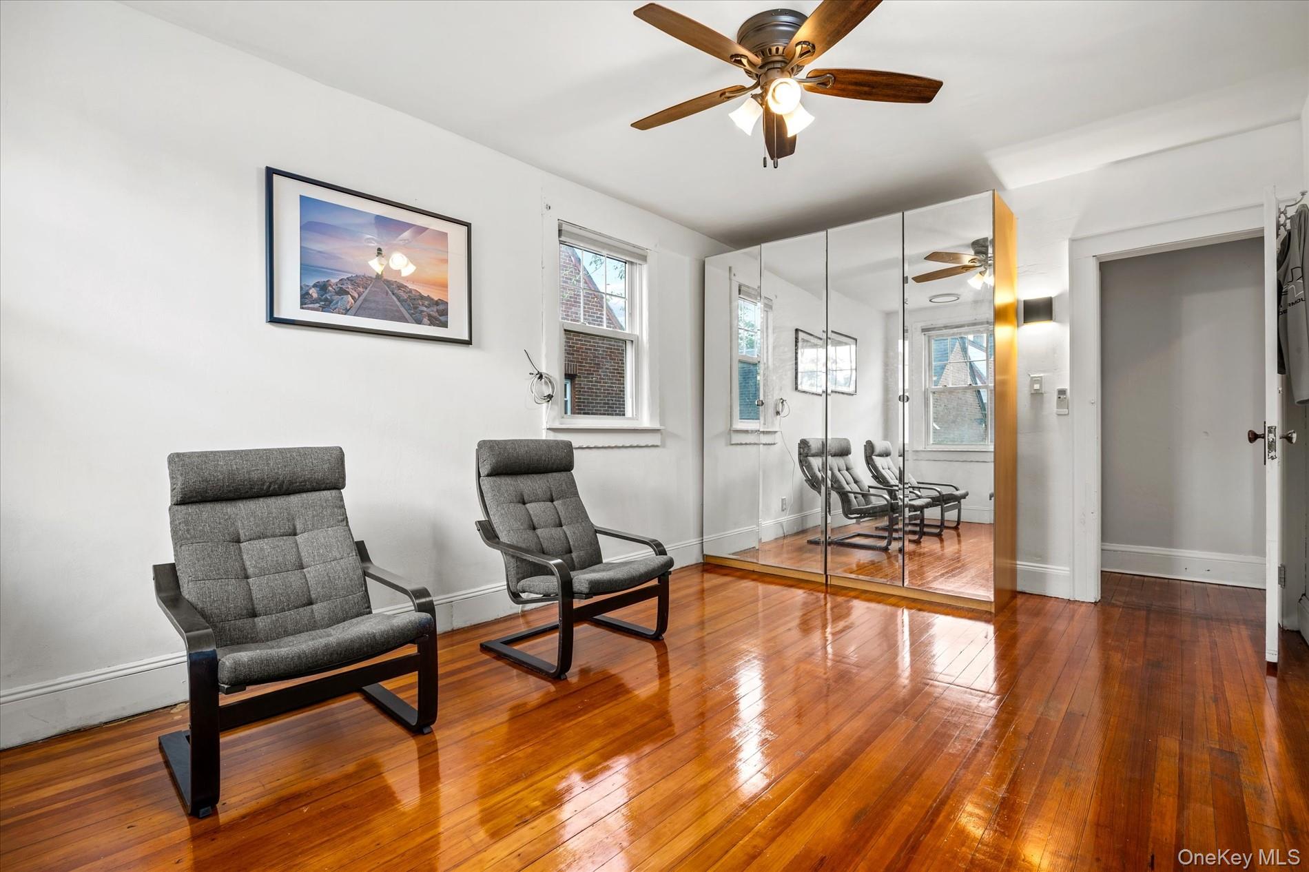 42 N Corona Avenue Property Photo 14