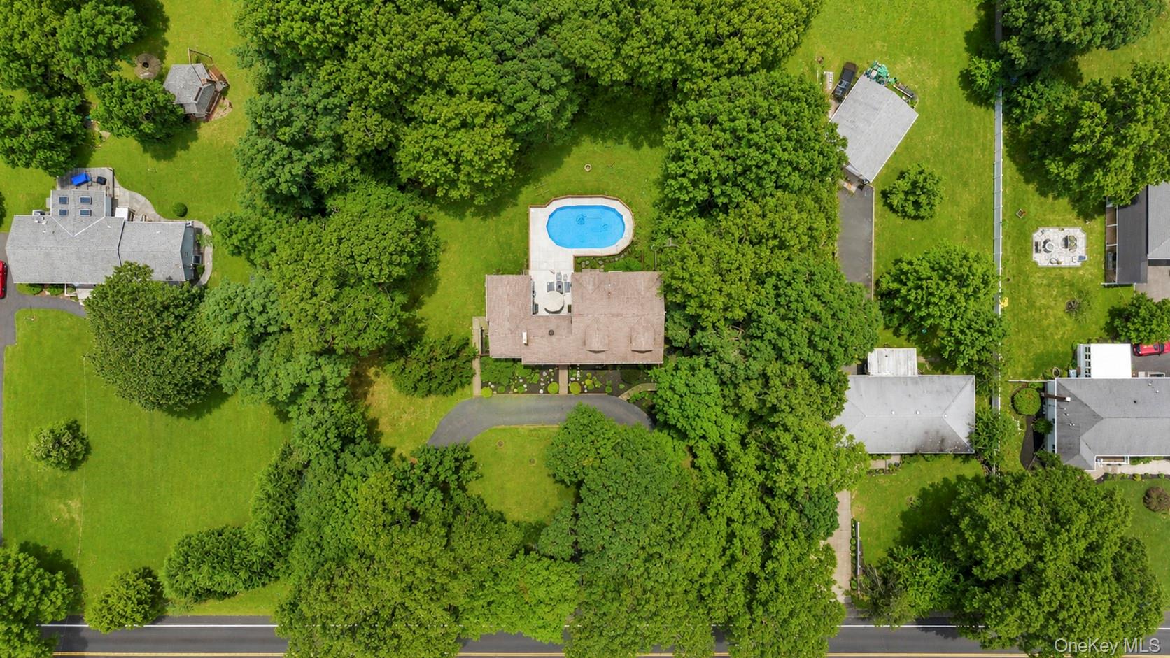 117 Hallock Road Property Photo 7