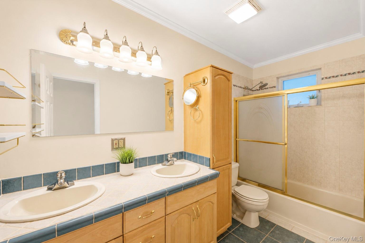 117 Hallock Road Property Photo 23