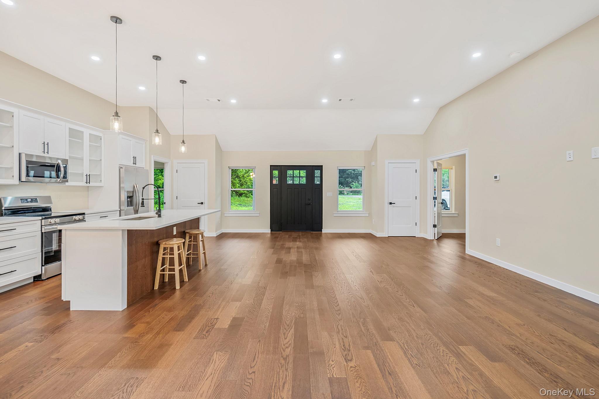 2 Vernooy Drive Property Photo 9
