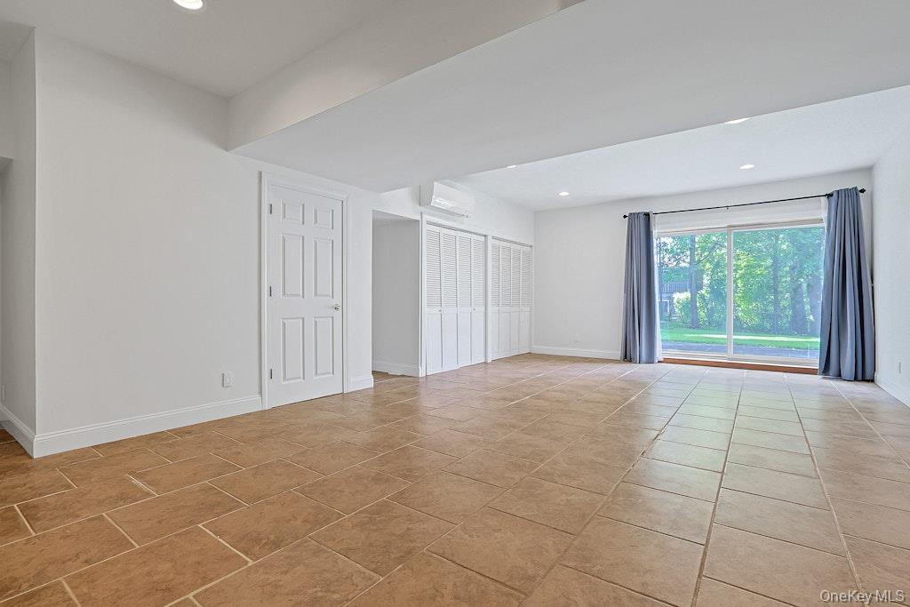 465 North Street Property Photo 35