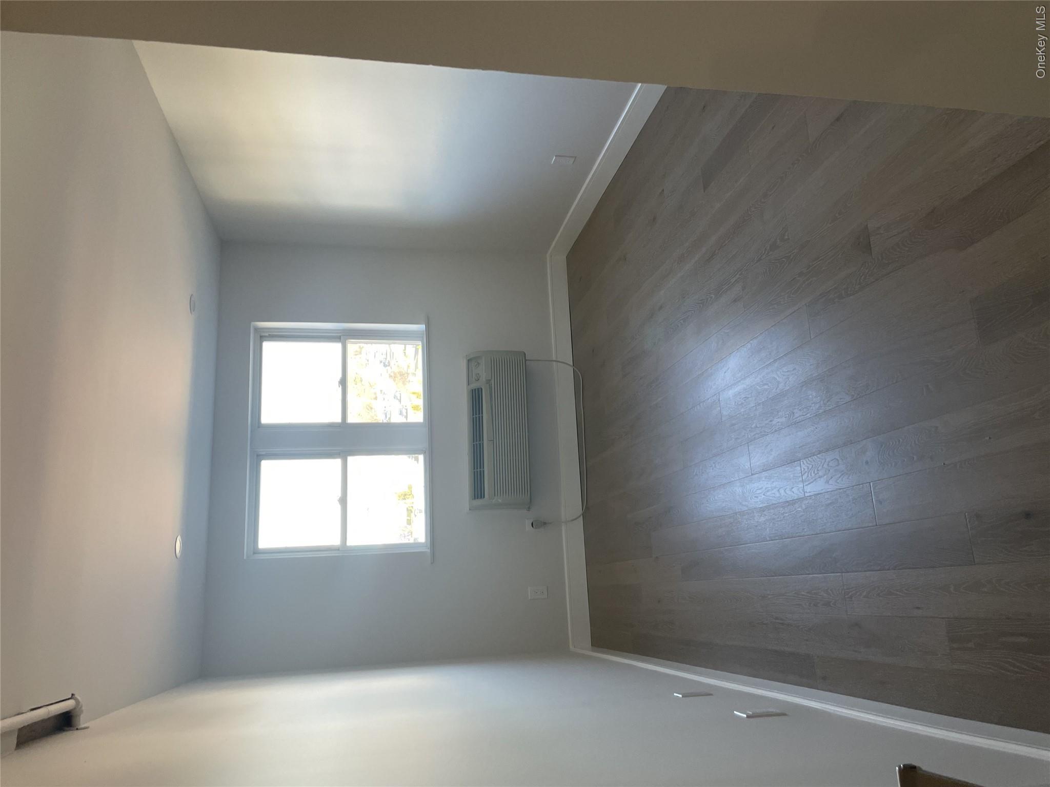 320 Post Avenue 3a Property Photo 10