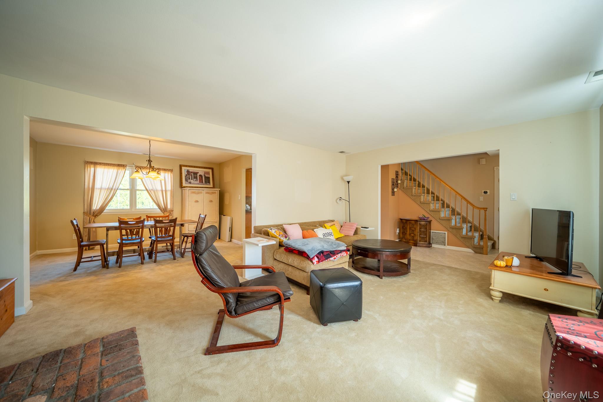 9 Michael Court Property Photo 5