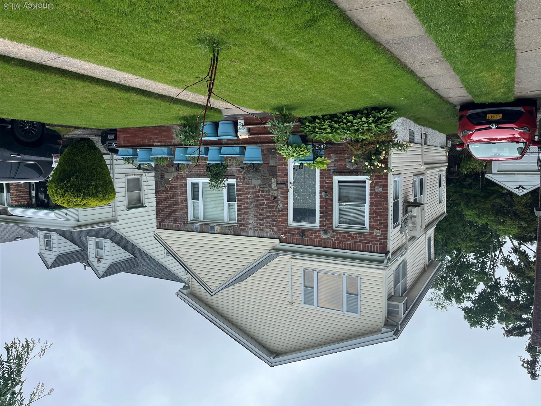 8622 251st Street Property Photo 3