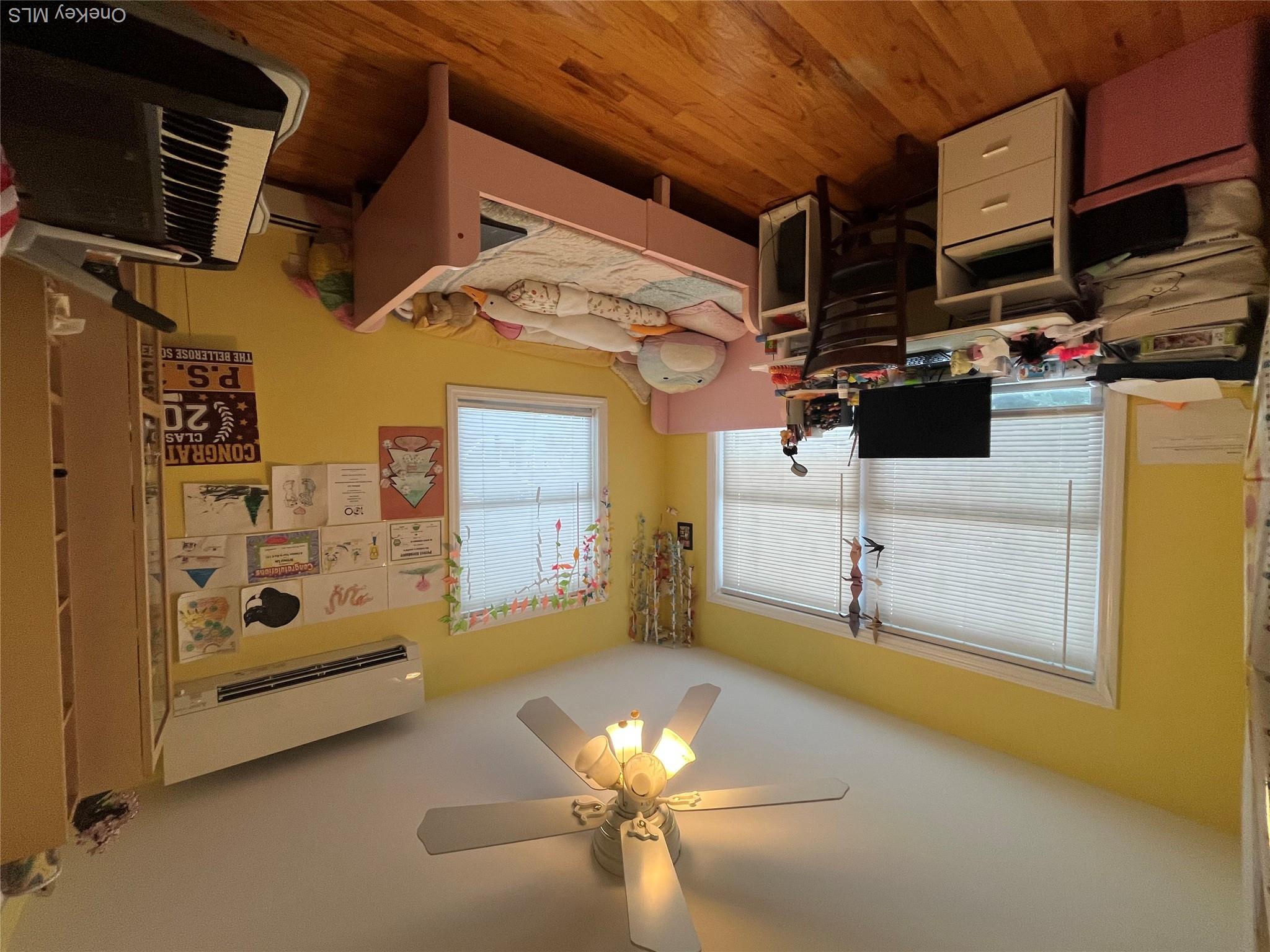8622 251st Street Property Photo 14