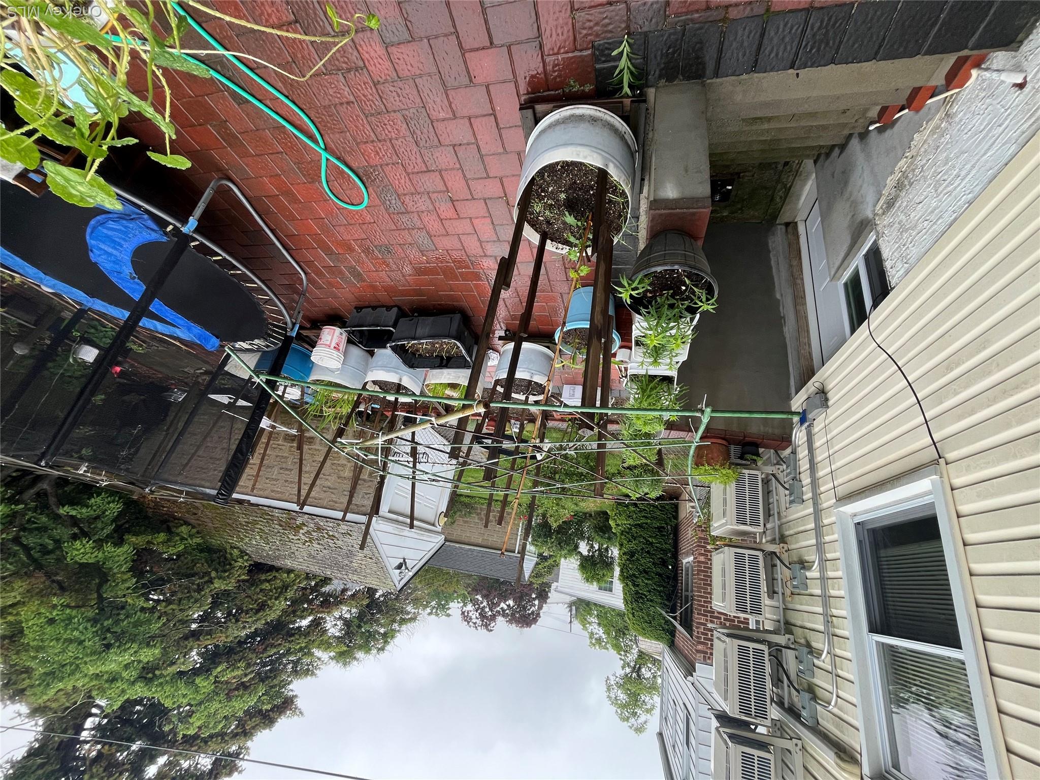 8622 251st Street Property Photo 16