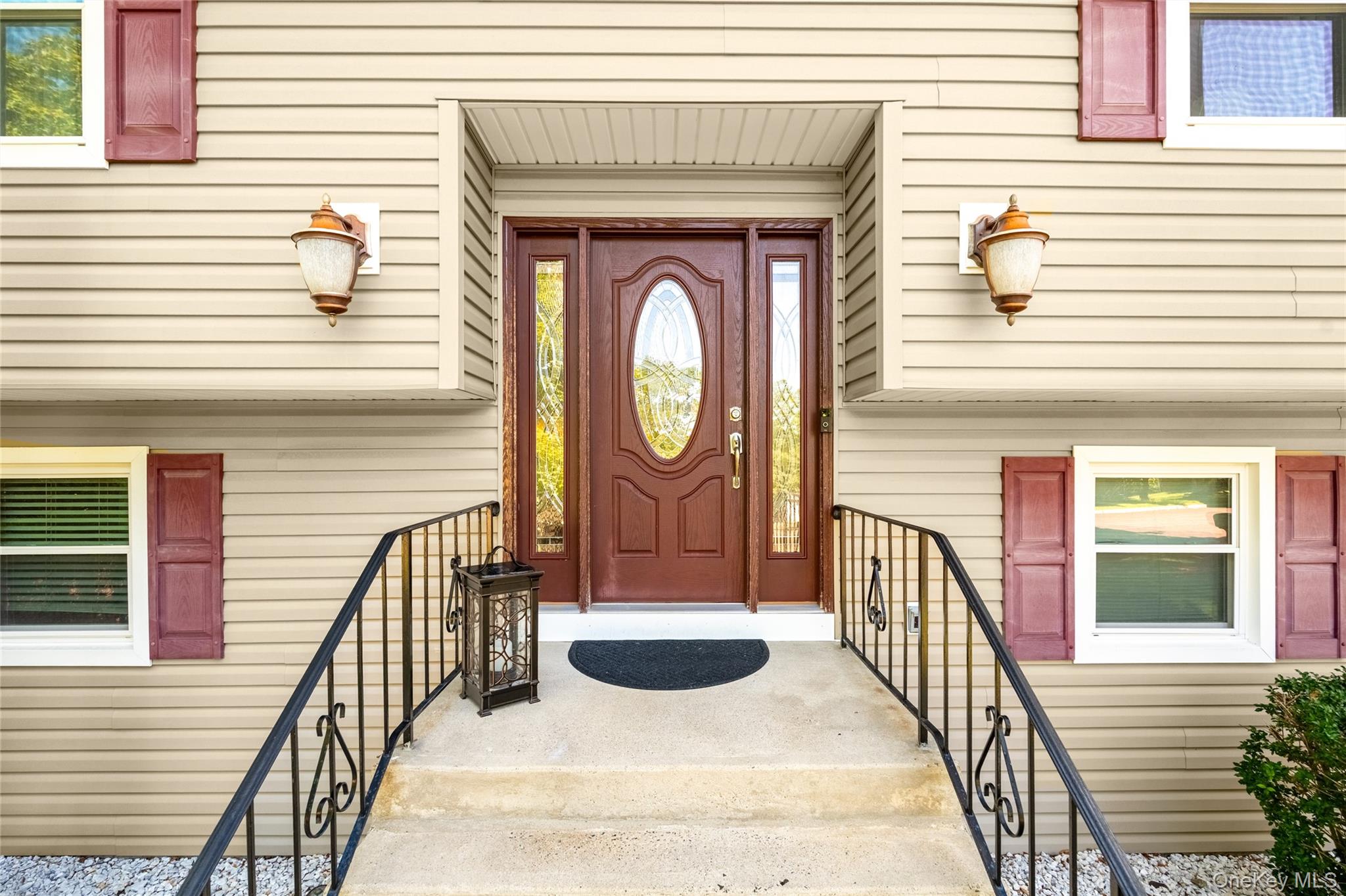 4 Rockridge Drive Property Photo 3