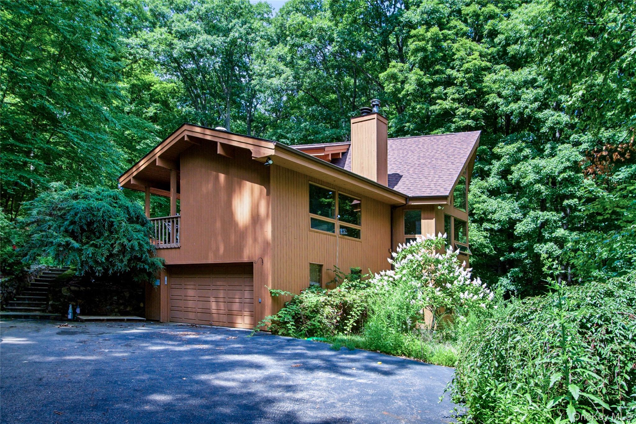 69 Canopus Hill Road Property Photo 1