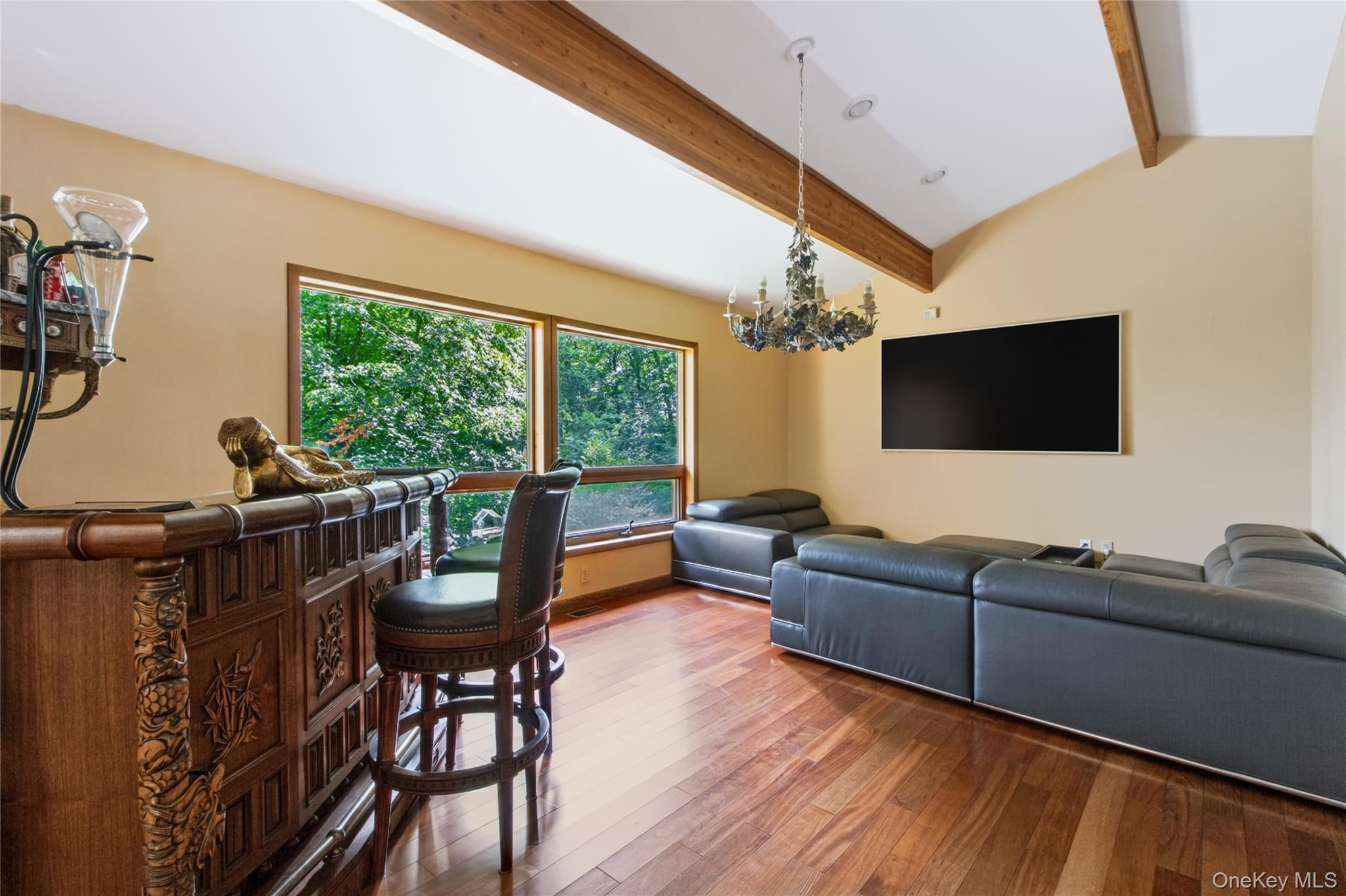 69 Canopus Hill Road Property Photo 6