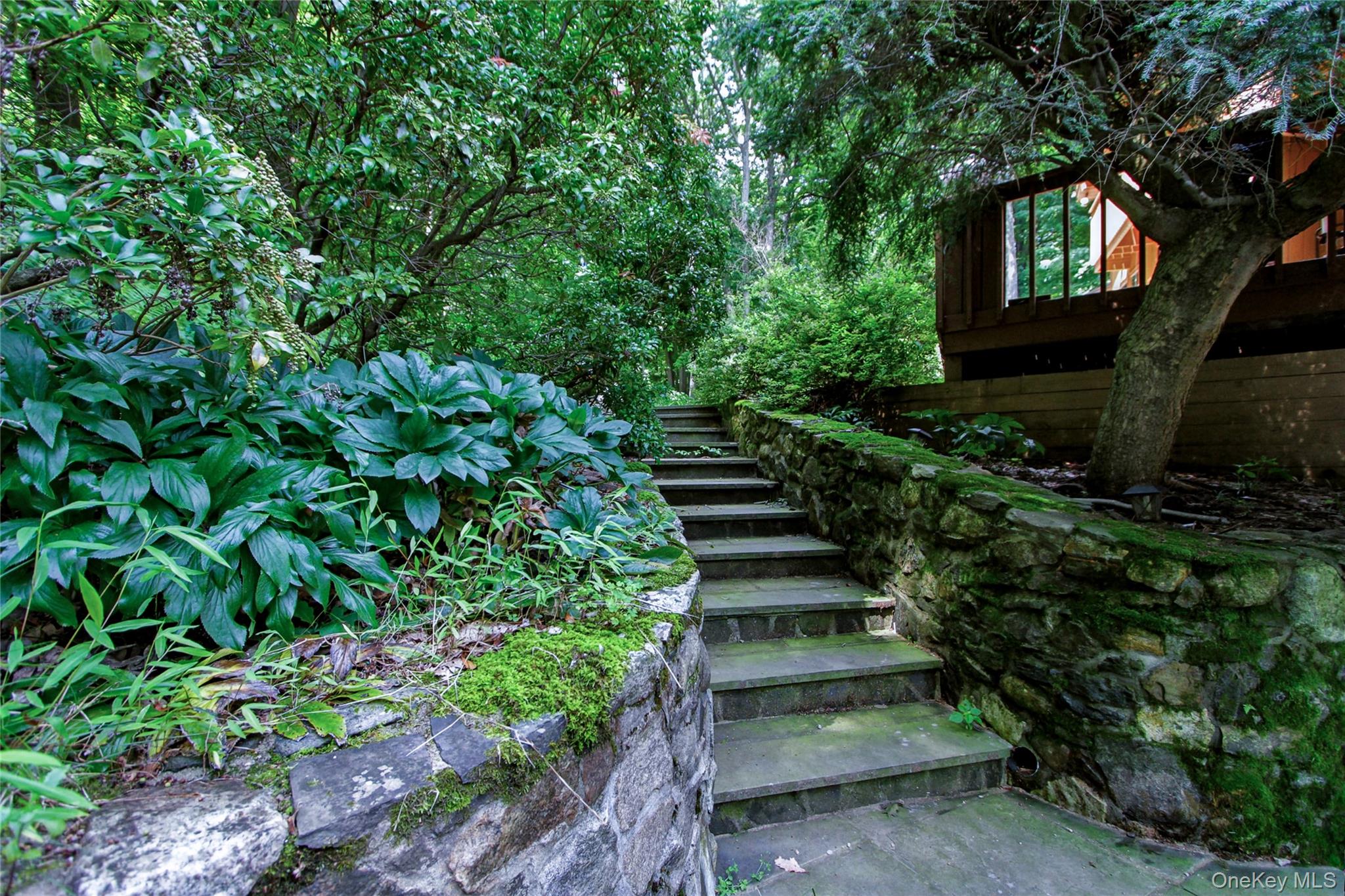 69 Canopus Hill Road Property Photo 38