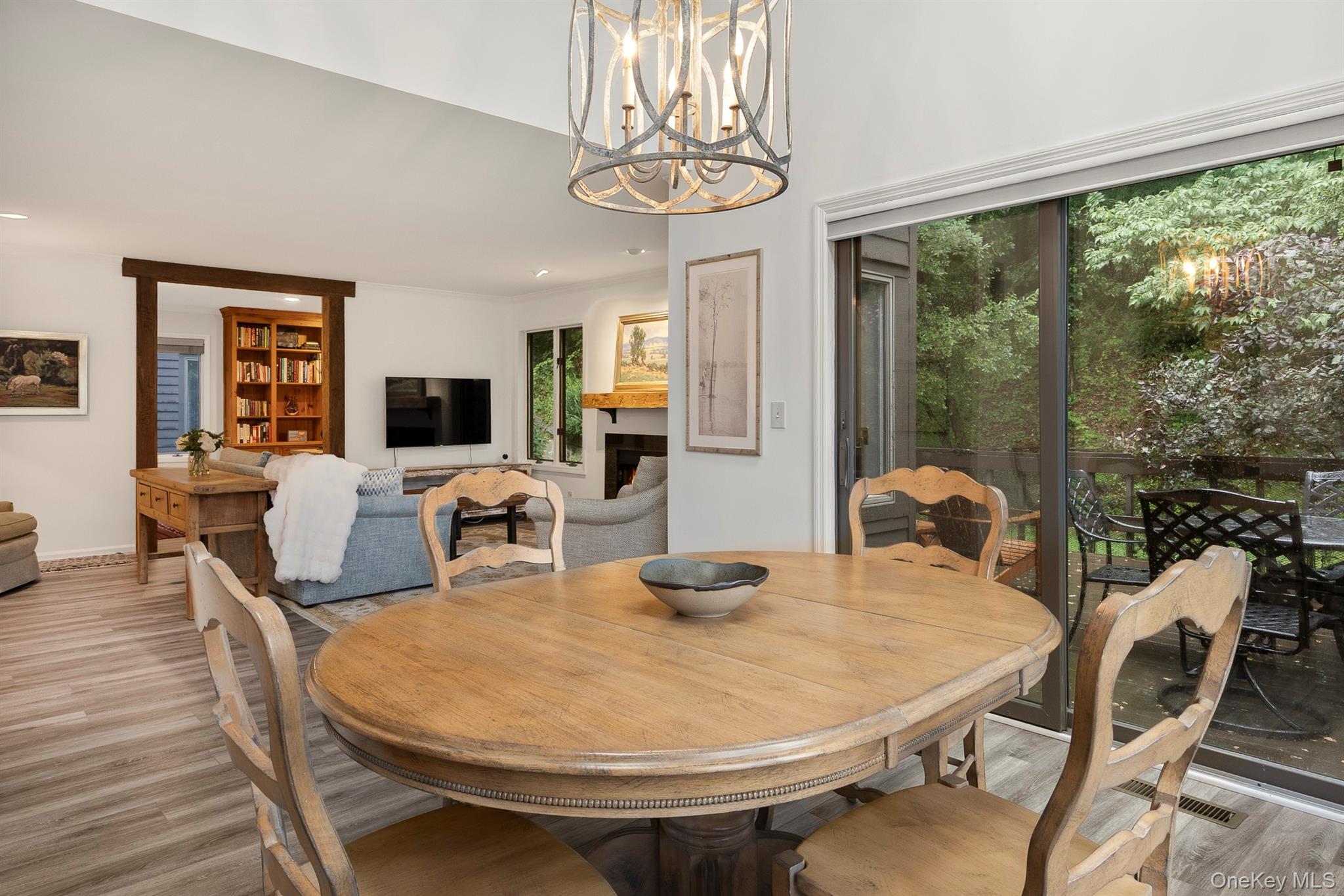 31 Cotswold Drive Property Photo 12