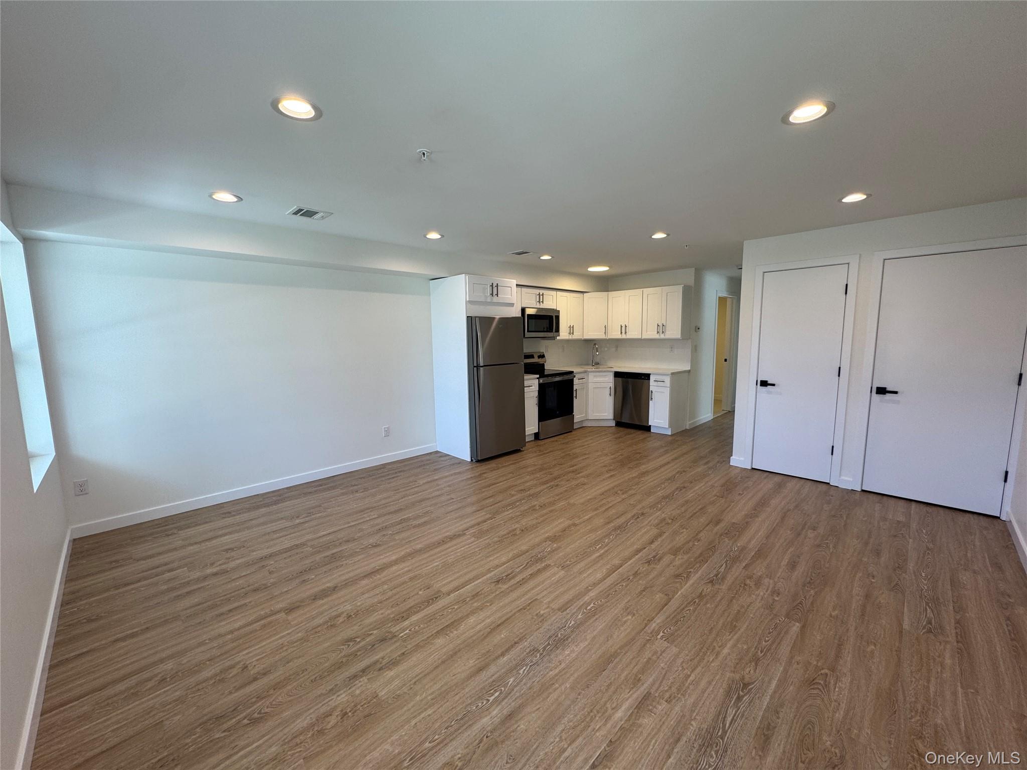 13 Park Avenue 1a Property Photo 3