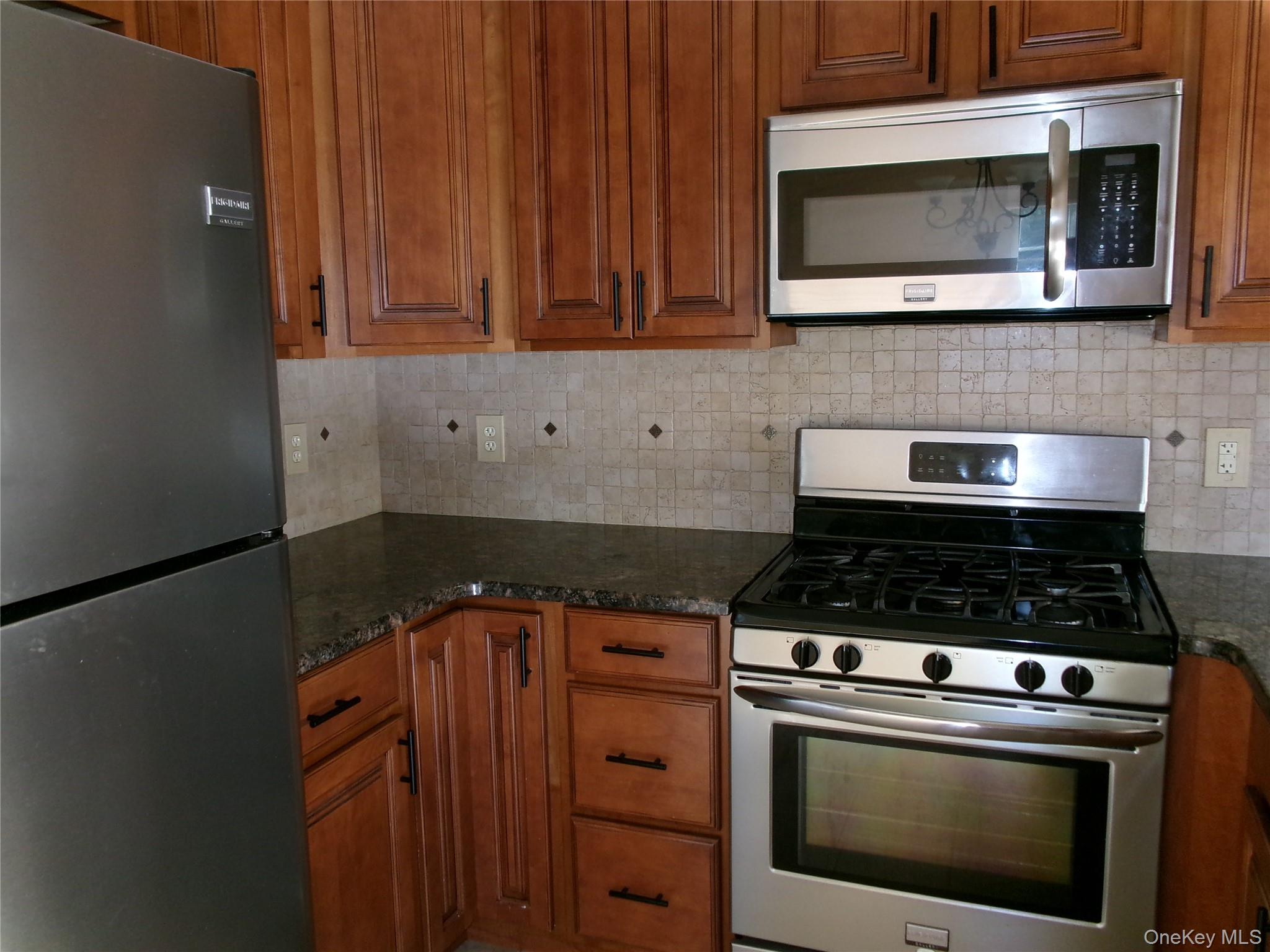 28 Lexington Hill 6 Property Photo 2