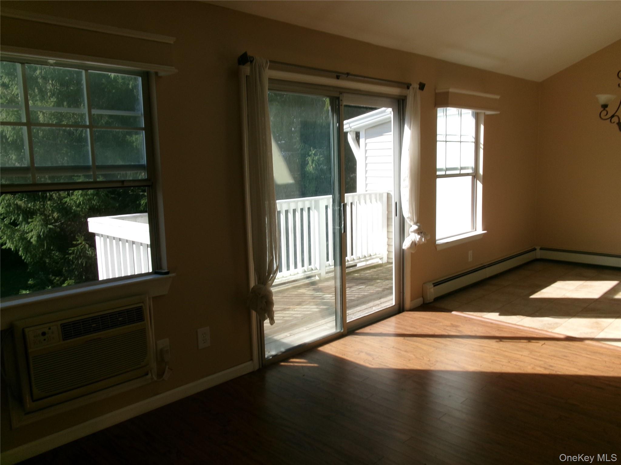 28 Lexington Hill 6 Property Photo 3