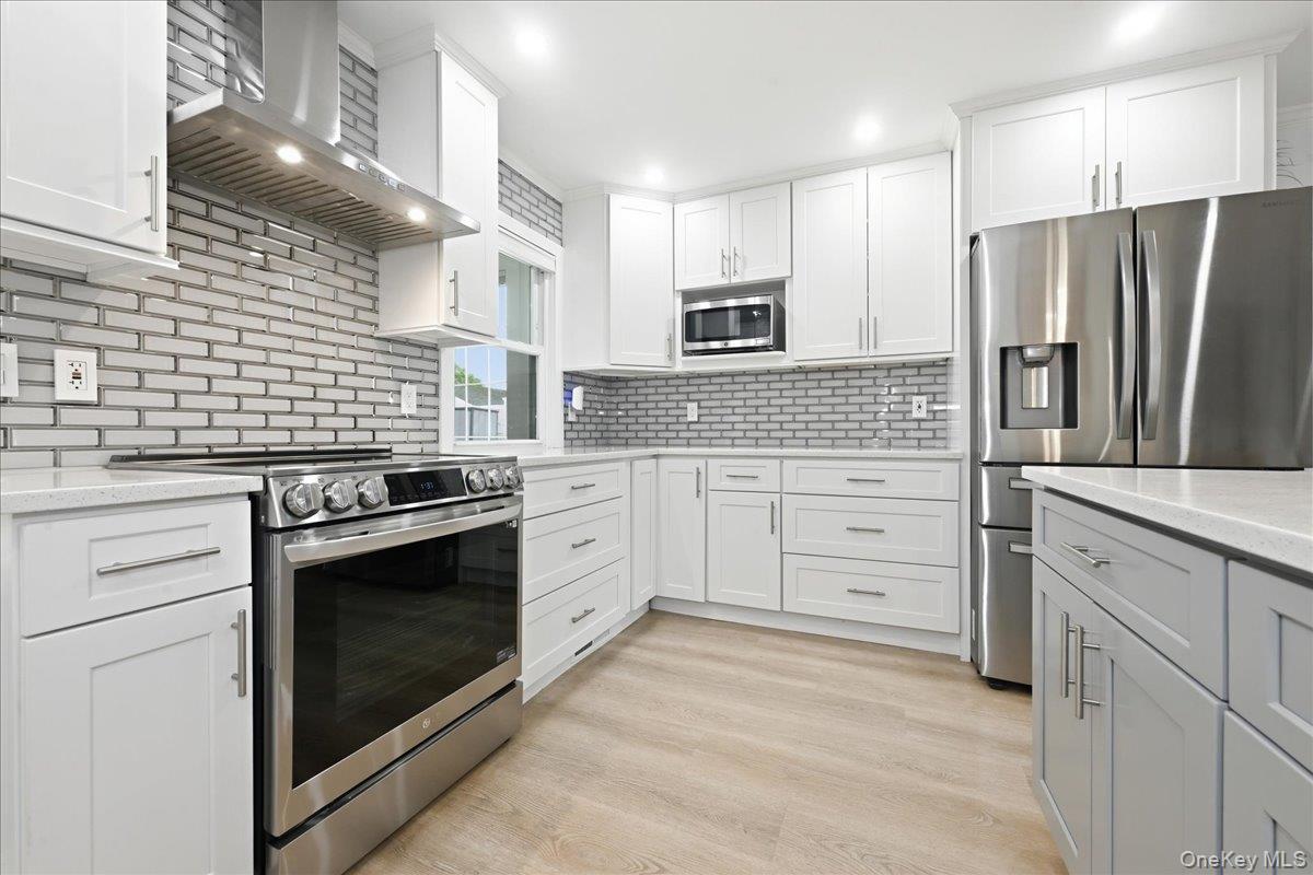 913 Merillon Avenue Property Photo 12