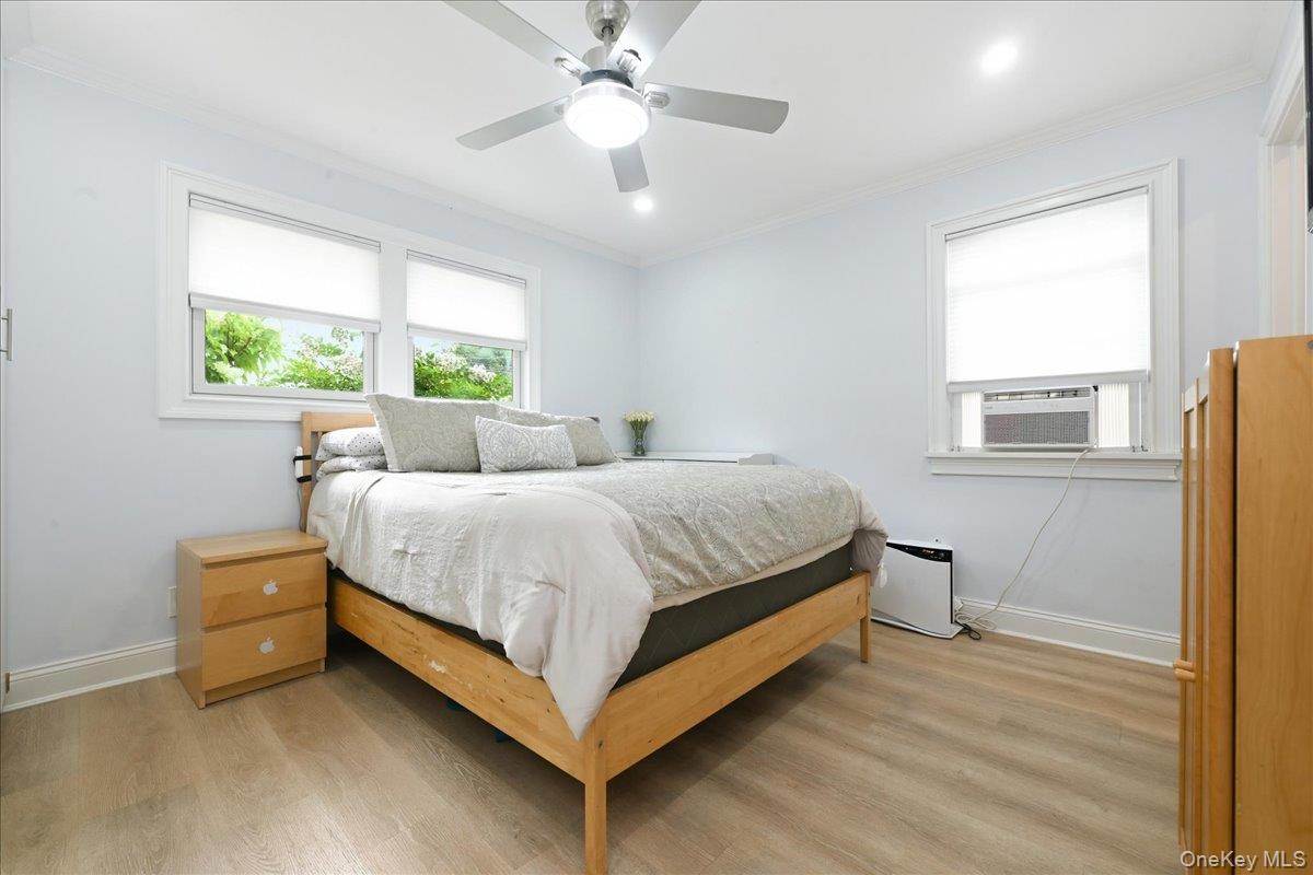 913 Merillon Avenue Property Photo 16
