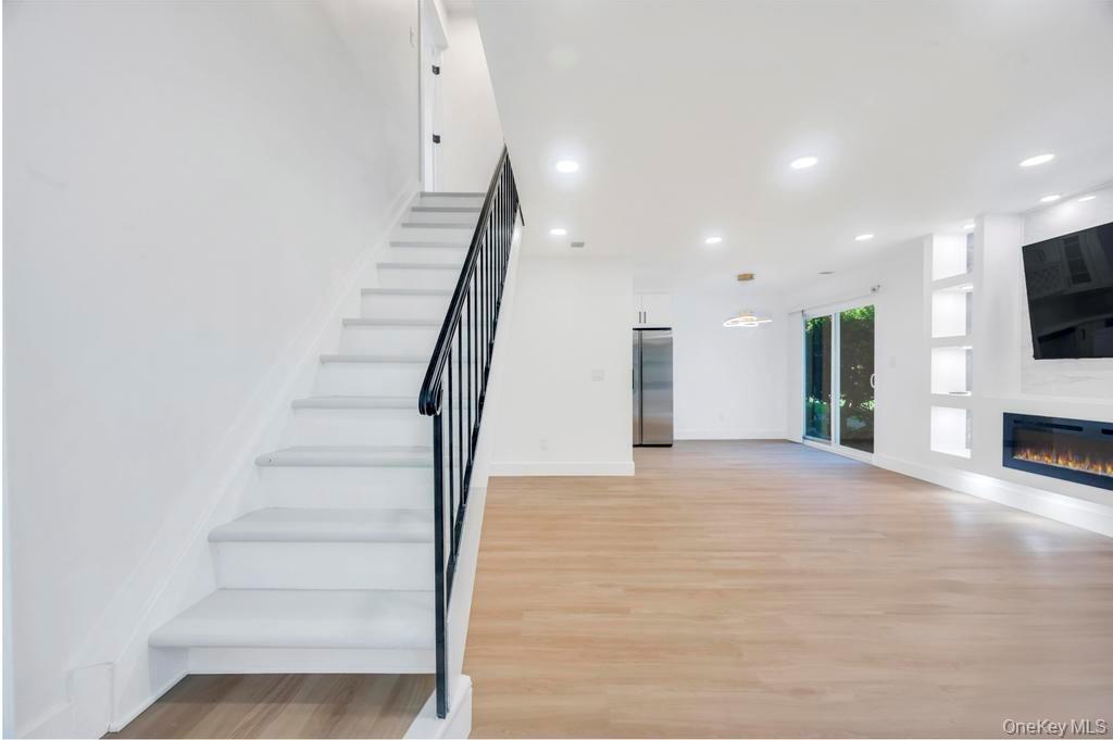 6 Amesworth Court Property Photo 6